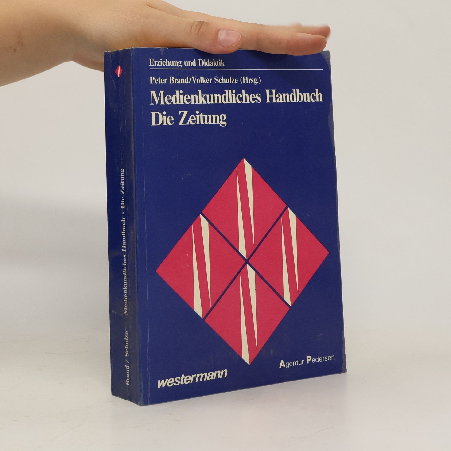 Brand Peter Medienkundliches Handbuch