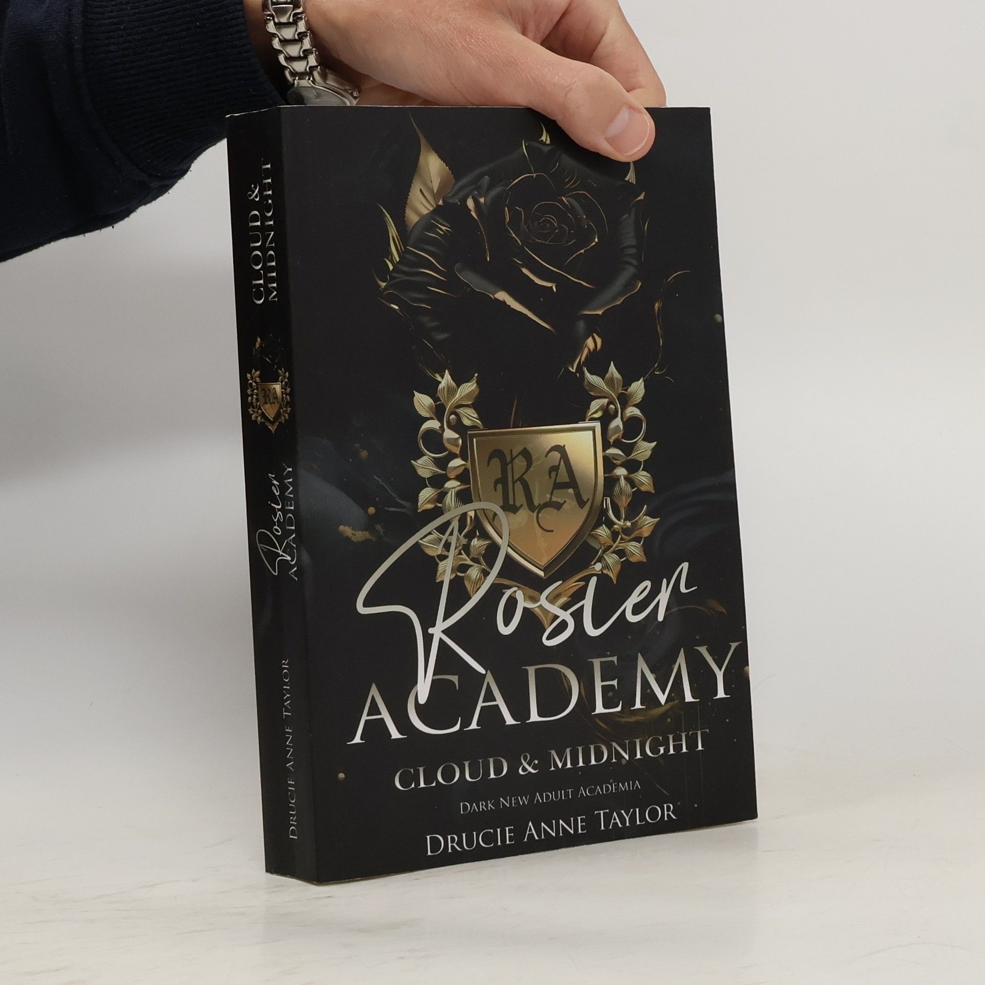 Drucie Anne Taylor Rosier Academy: Cloud & Midnight