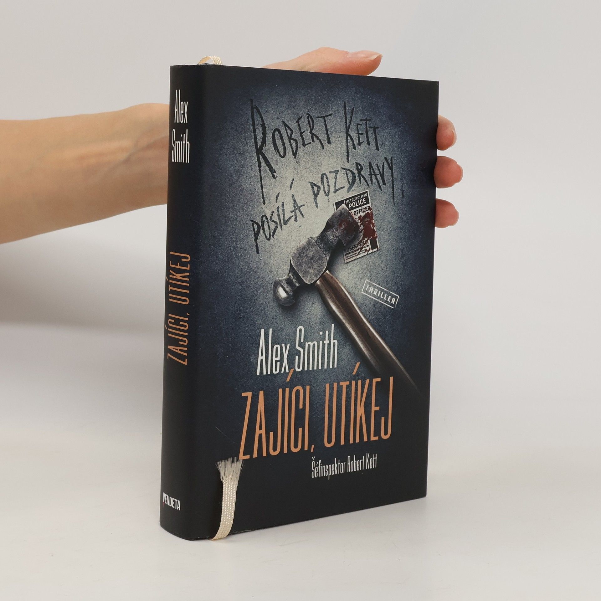 Alžběta Komrsková Zajíci, utíkej