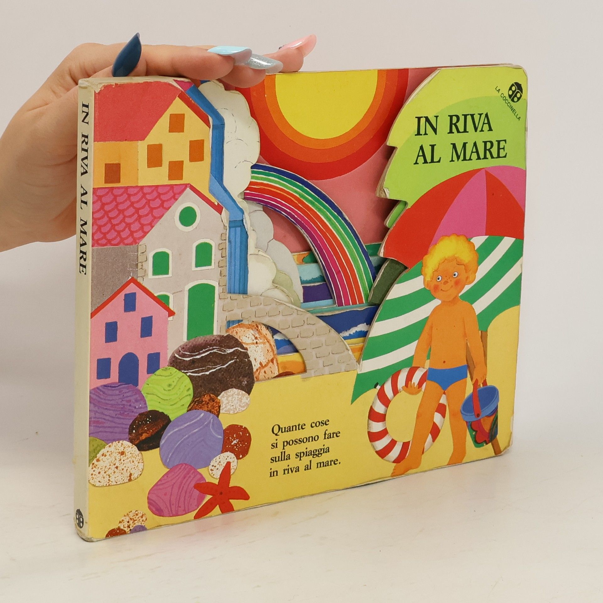 Elve Fortis De Hieronymis In riva al mare