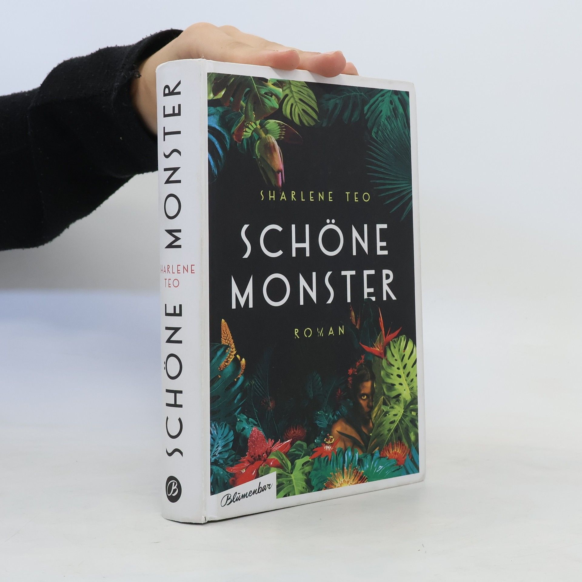 SHARLENE. TEO Schöne Monster