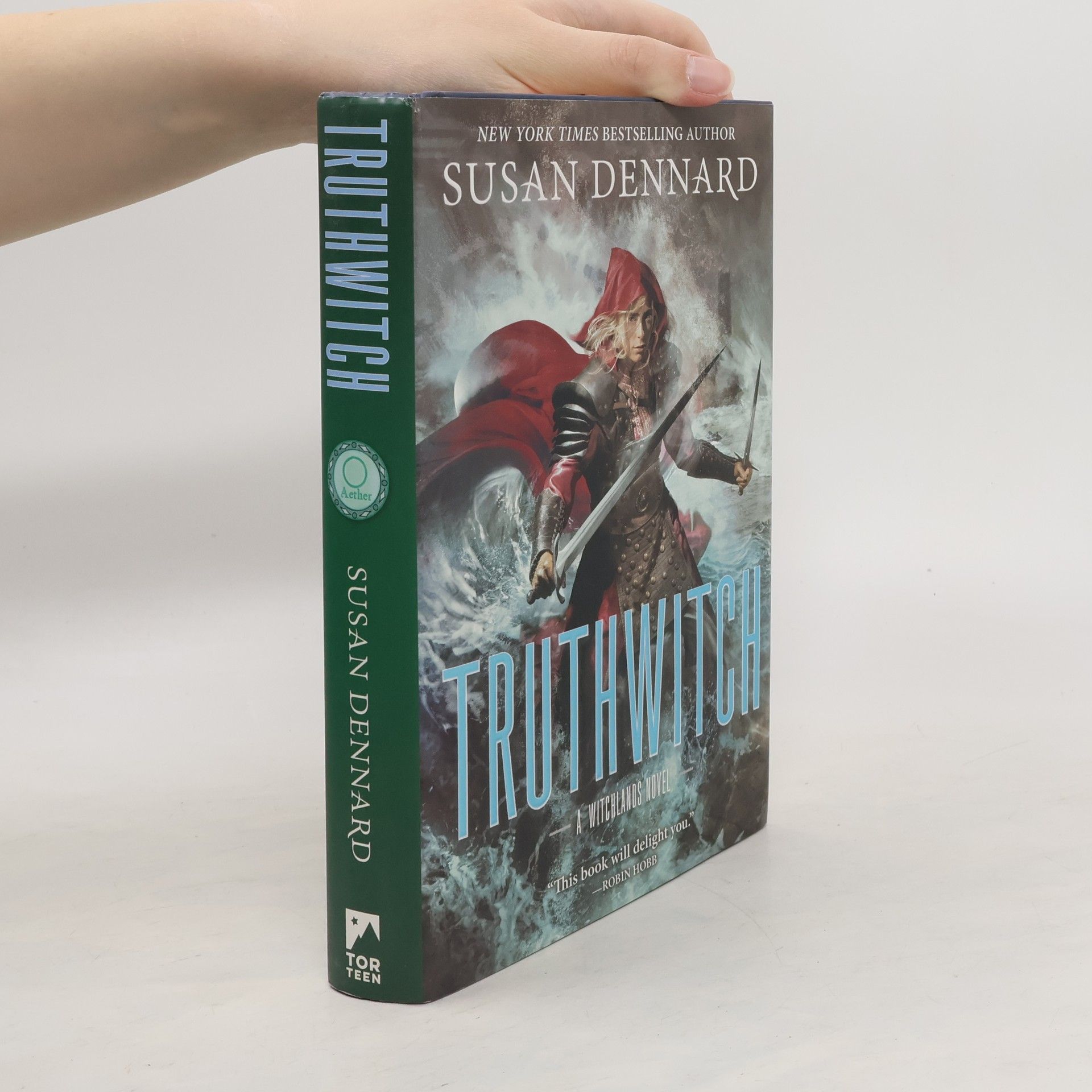 Susan Dennard Truthwitch: A Witchlands novel