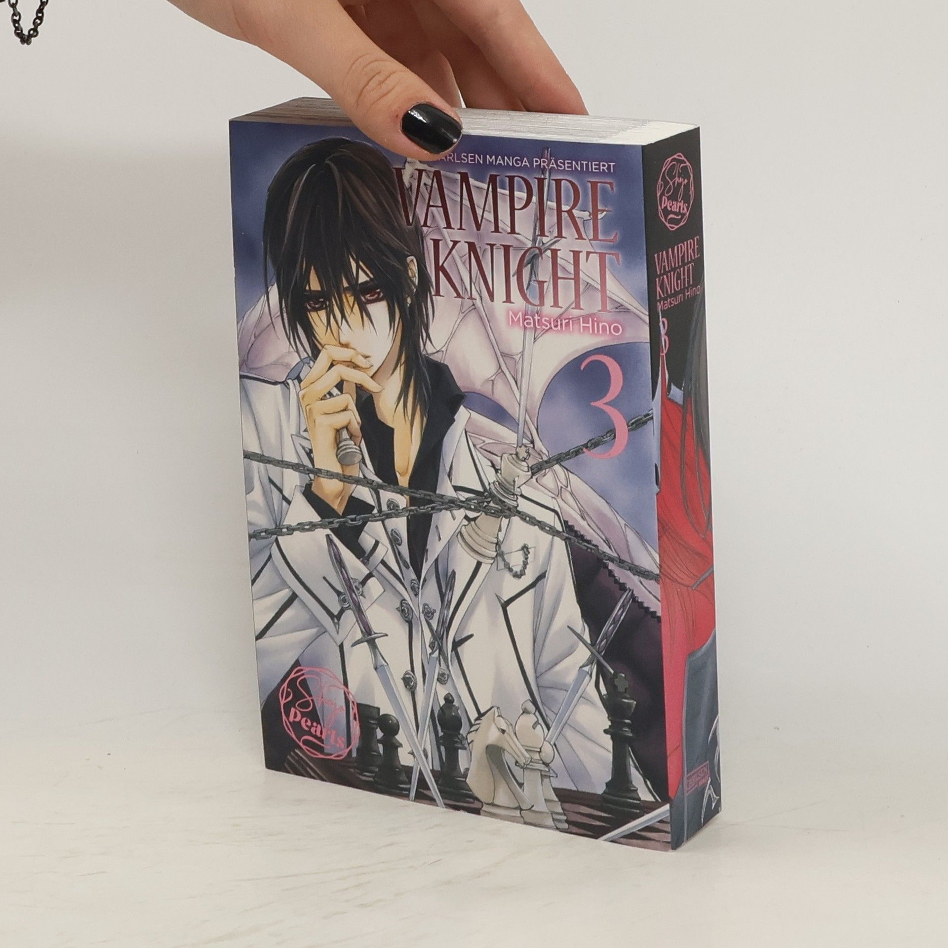 Matsuri Hino VAMPIRE KNIGHT Pearls 3