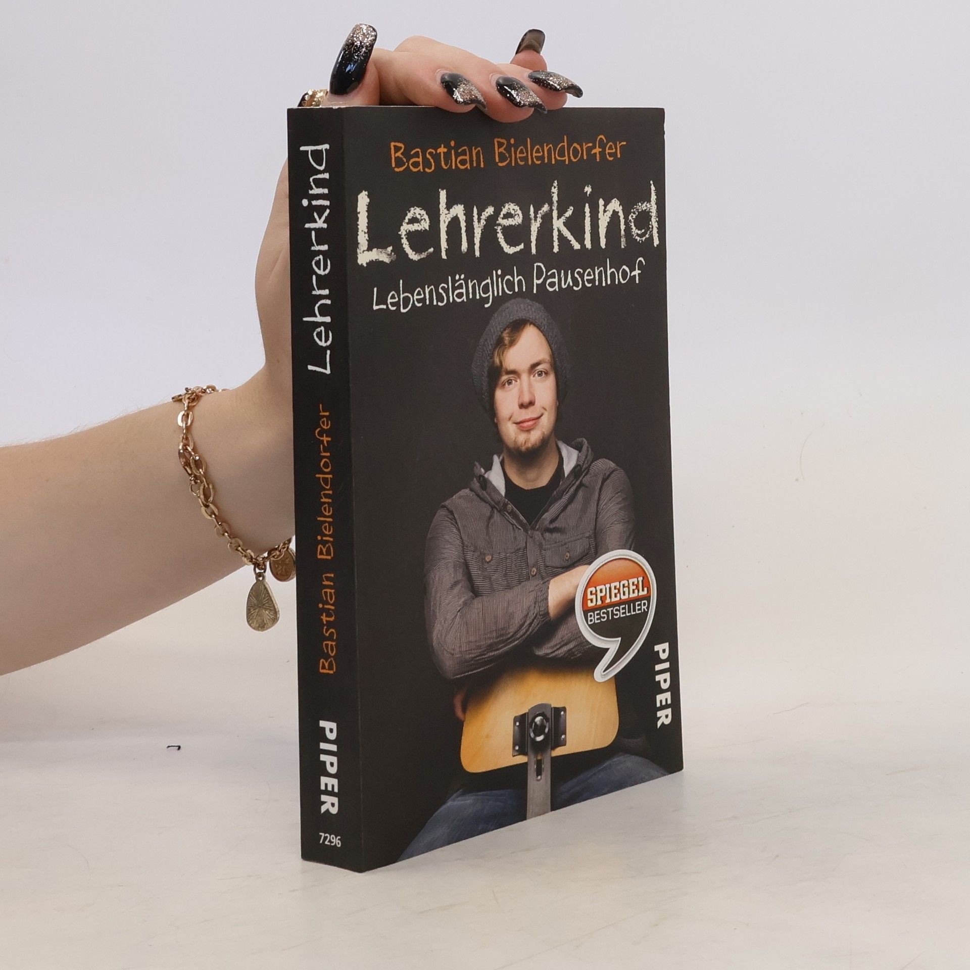 Bastian Bielendorfer Lehrerkind : lebenslänglich Pausenhof