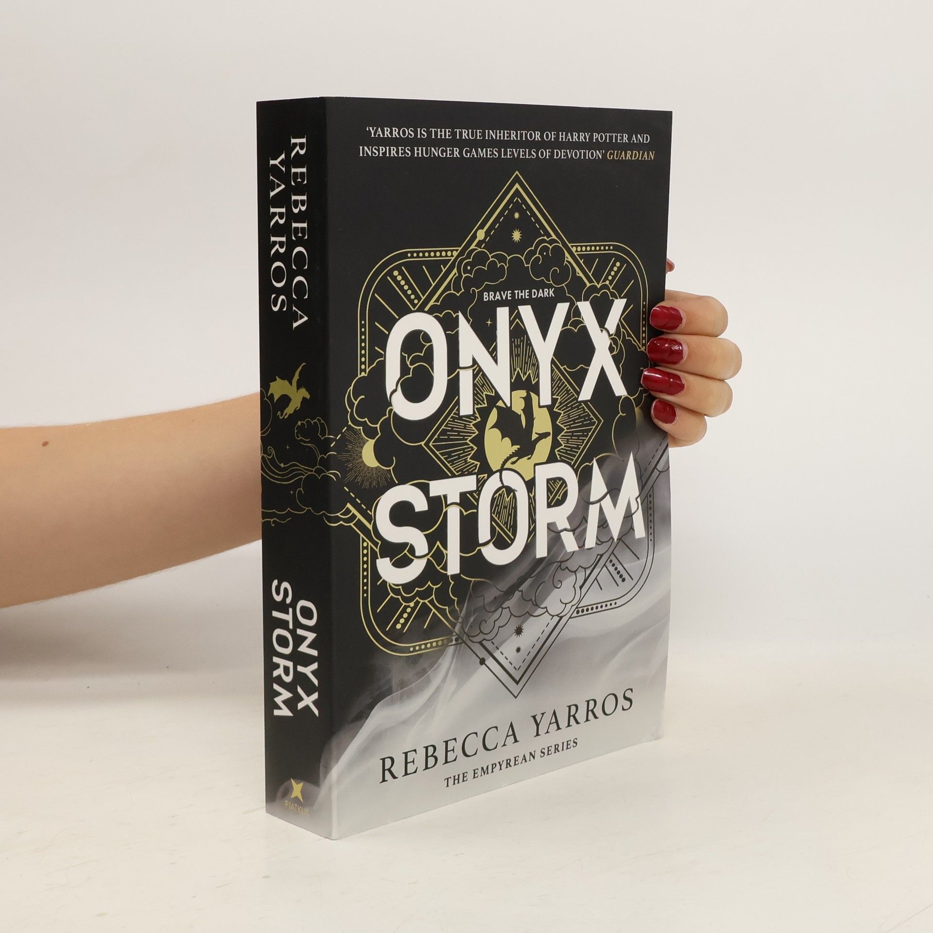 Rebecca Yarros Onyx Storm