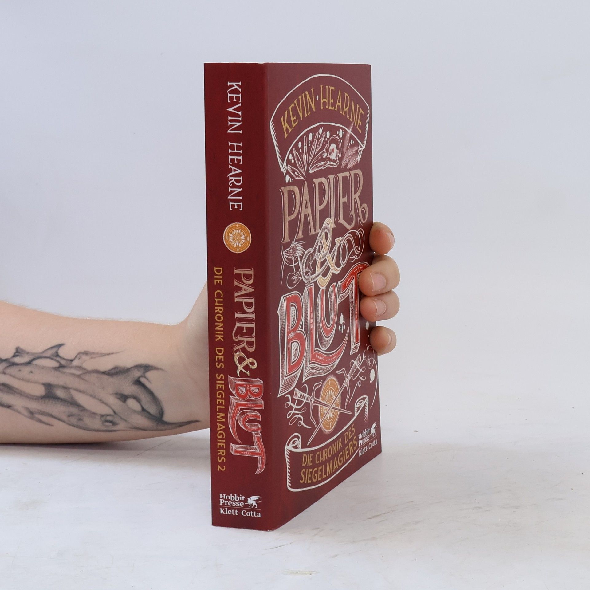 Kevin Hearne Papier & Blut