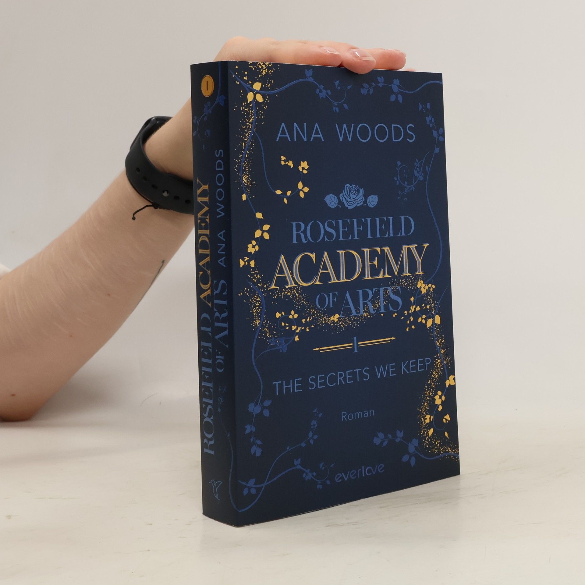 Ana Woods The secrets we keep
