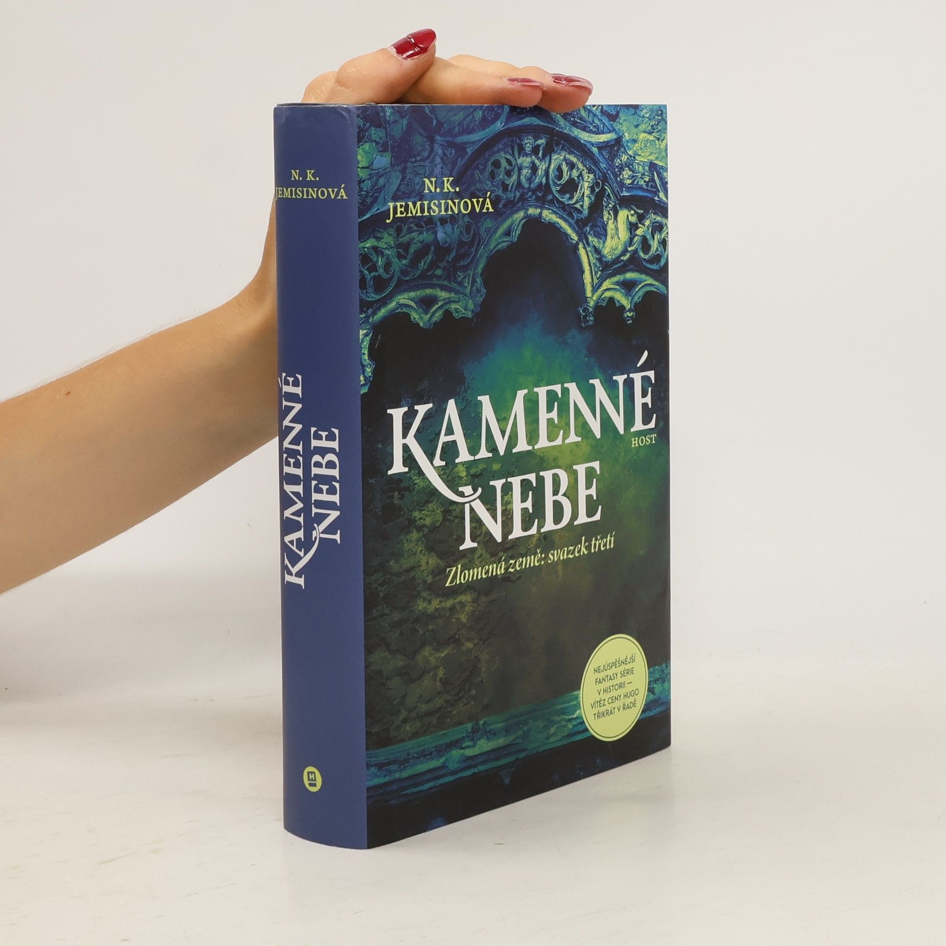 N. K. Jemisin Zlomená země. Svazek třetí, Kamenné nebe