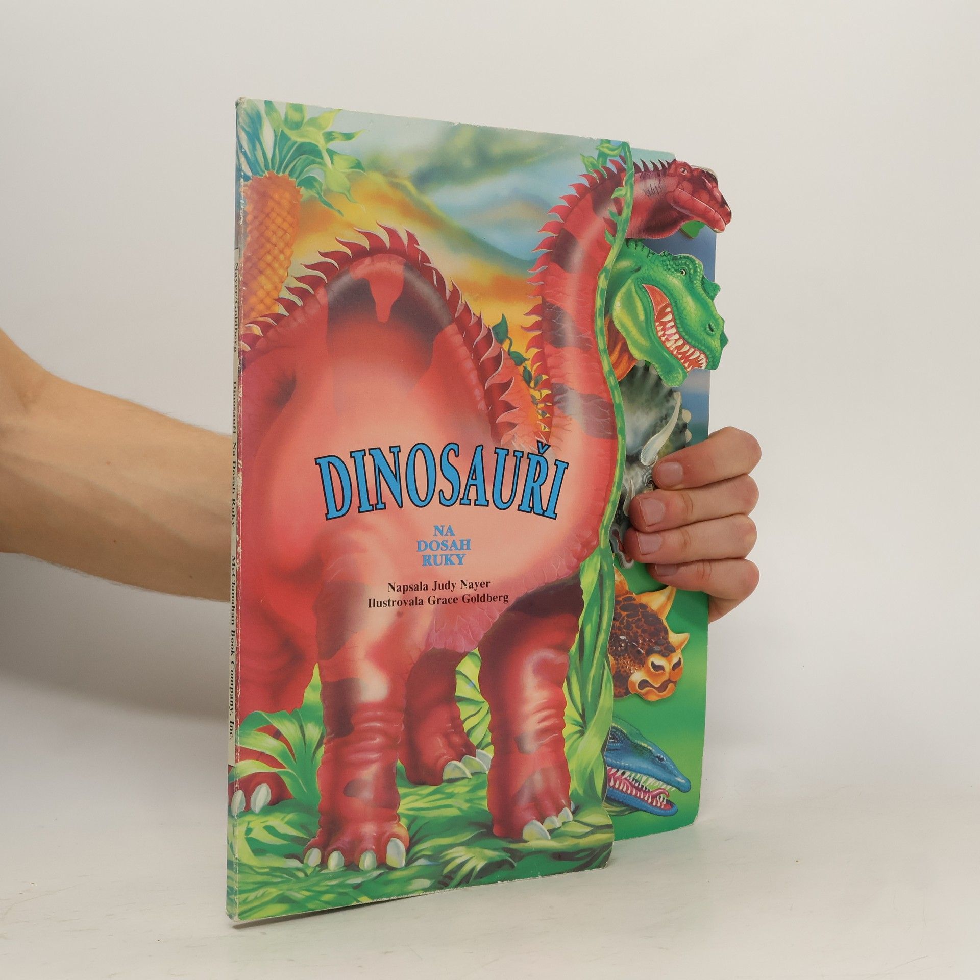 Judy Nayer Dinosauři na dosah ruky