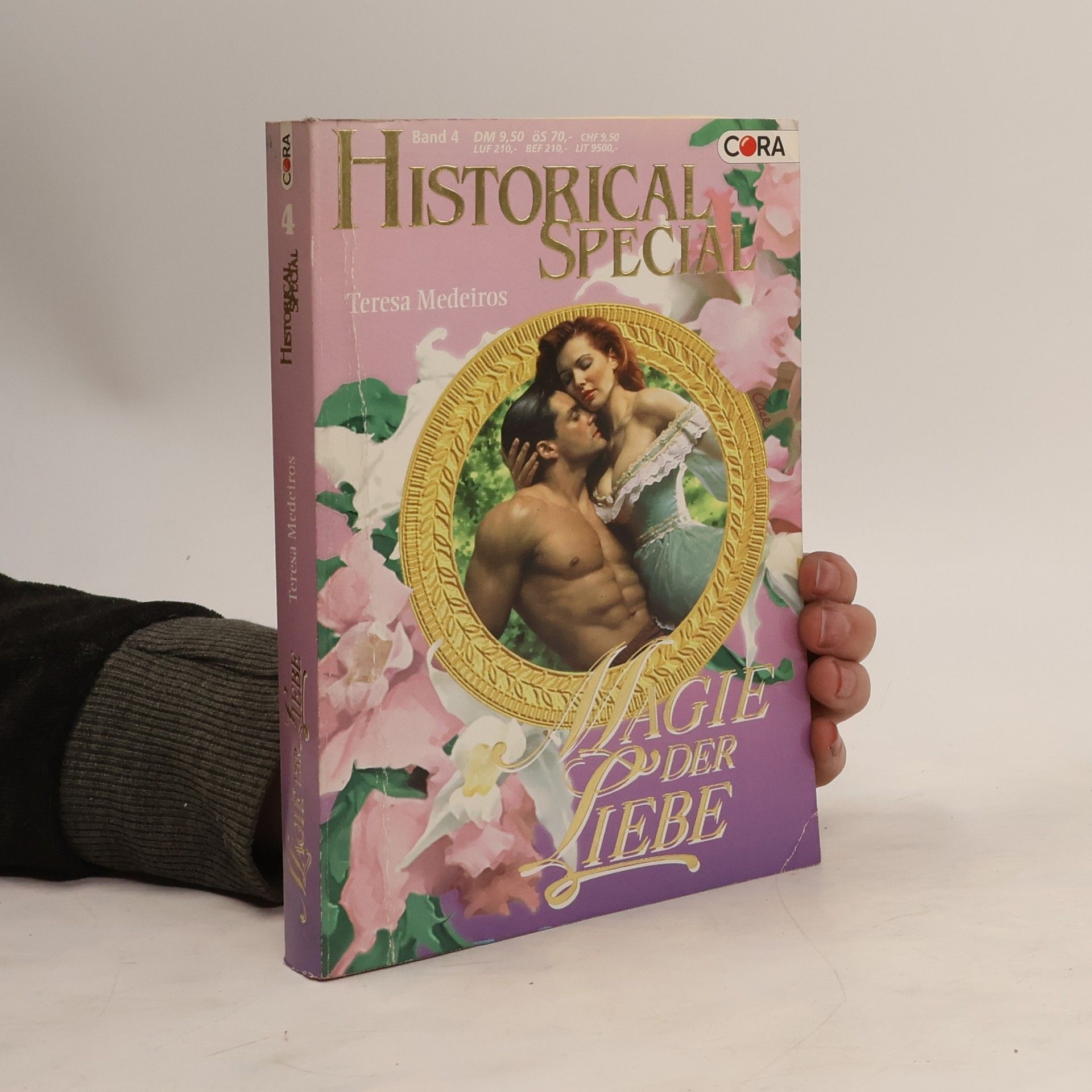 Medeiros Teresa Historical Special 4