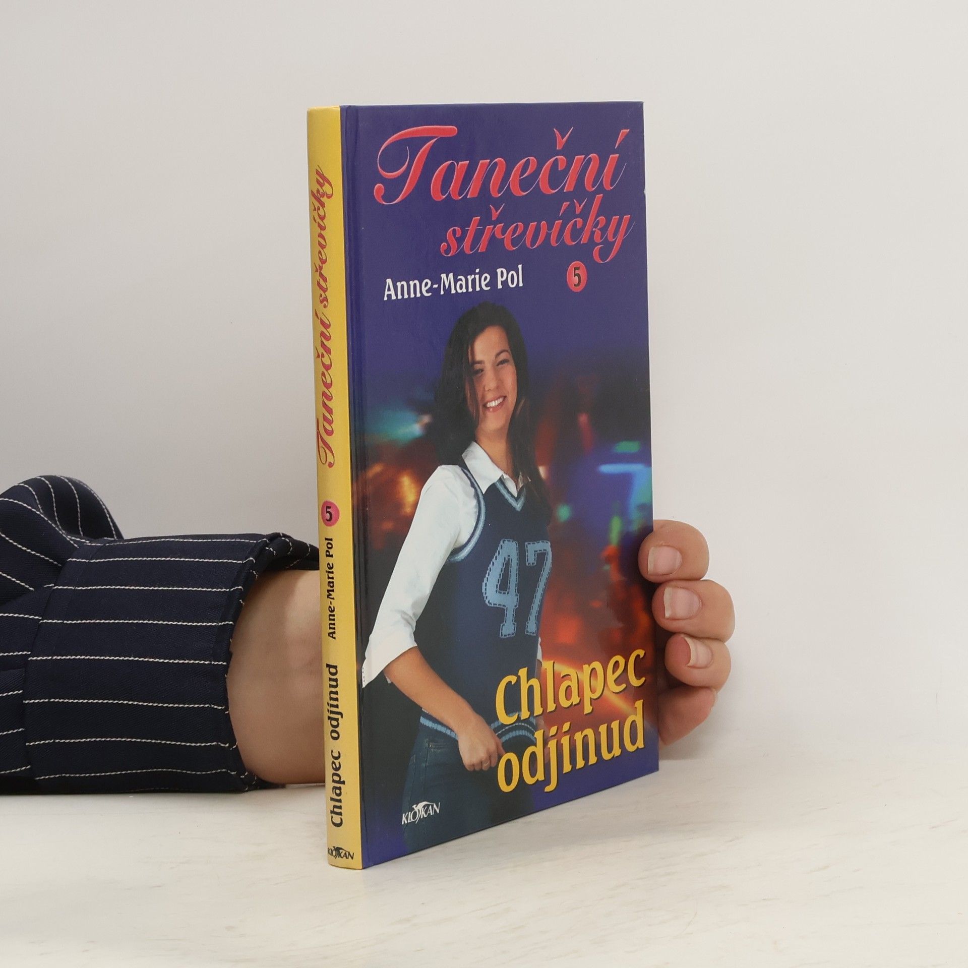 Anne-Marie Pol Taneční střevíčky. 5, Chlapec odjinud