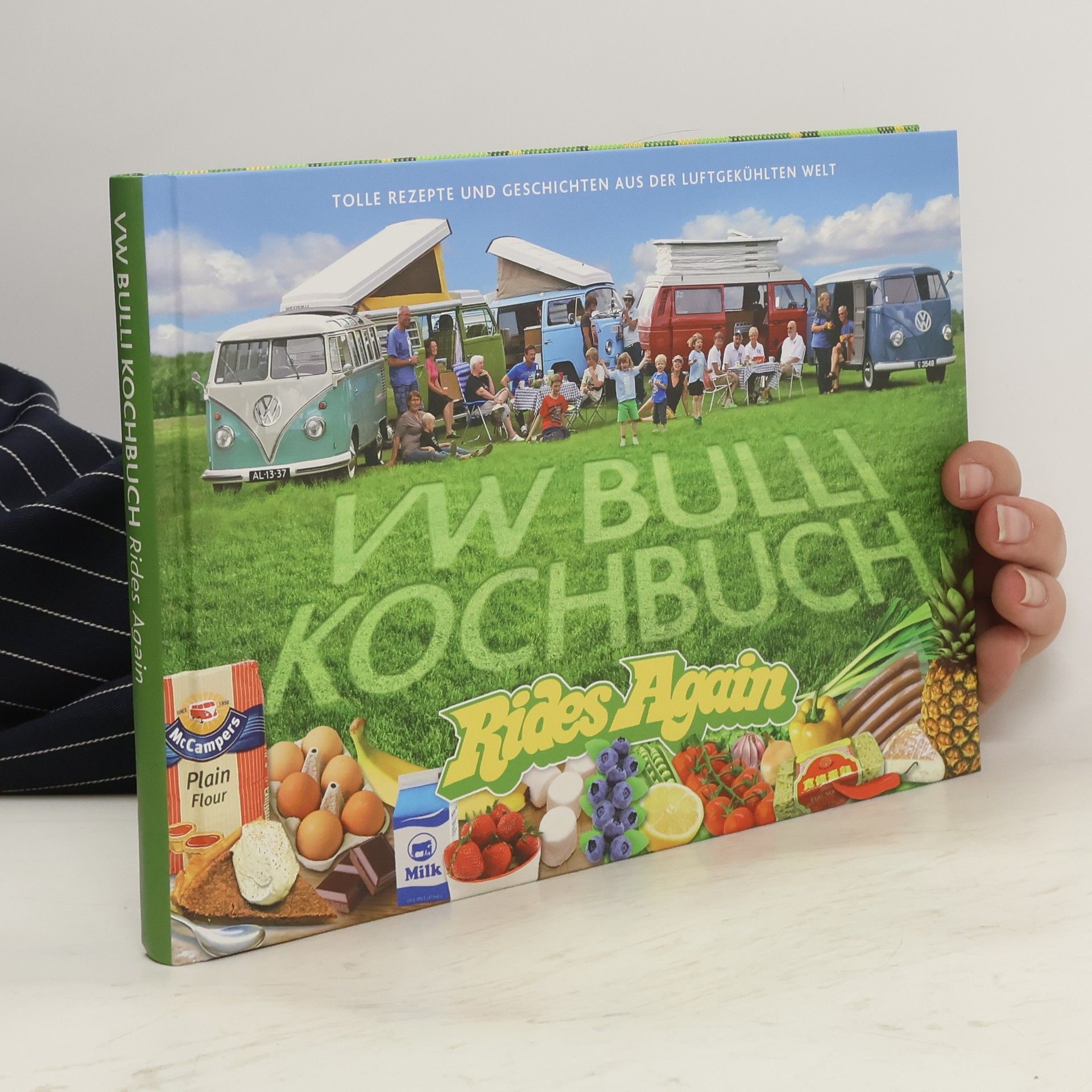 VW Bulli Kochbuch Rides Again