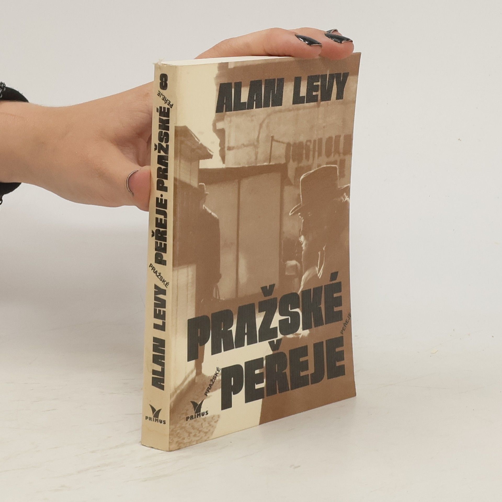 Alan Levy Pražské peřeje