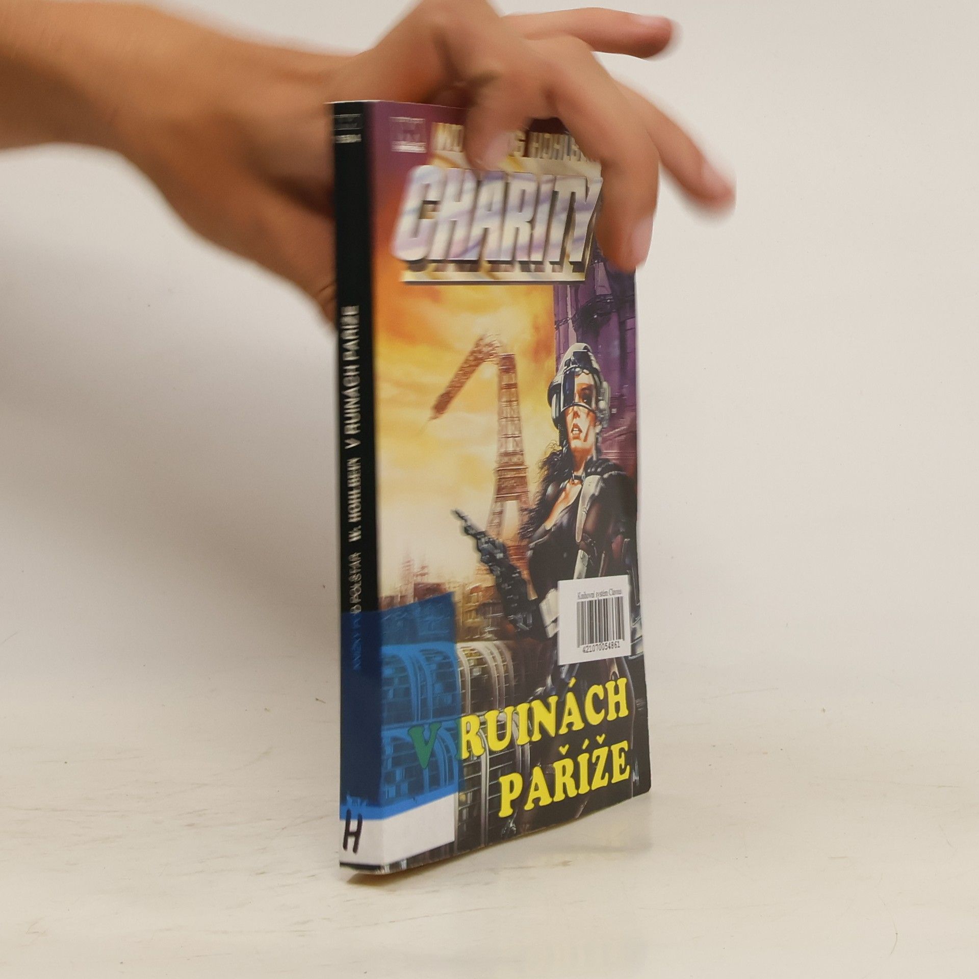 Wolfgang Hohlbein V ruinách Paříže