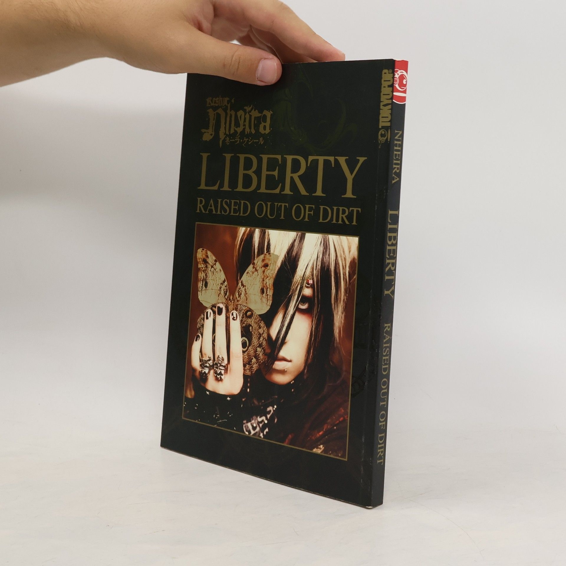 Keshyr Nheira Liberty - Raised out of Dirt!. Artbook