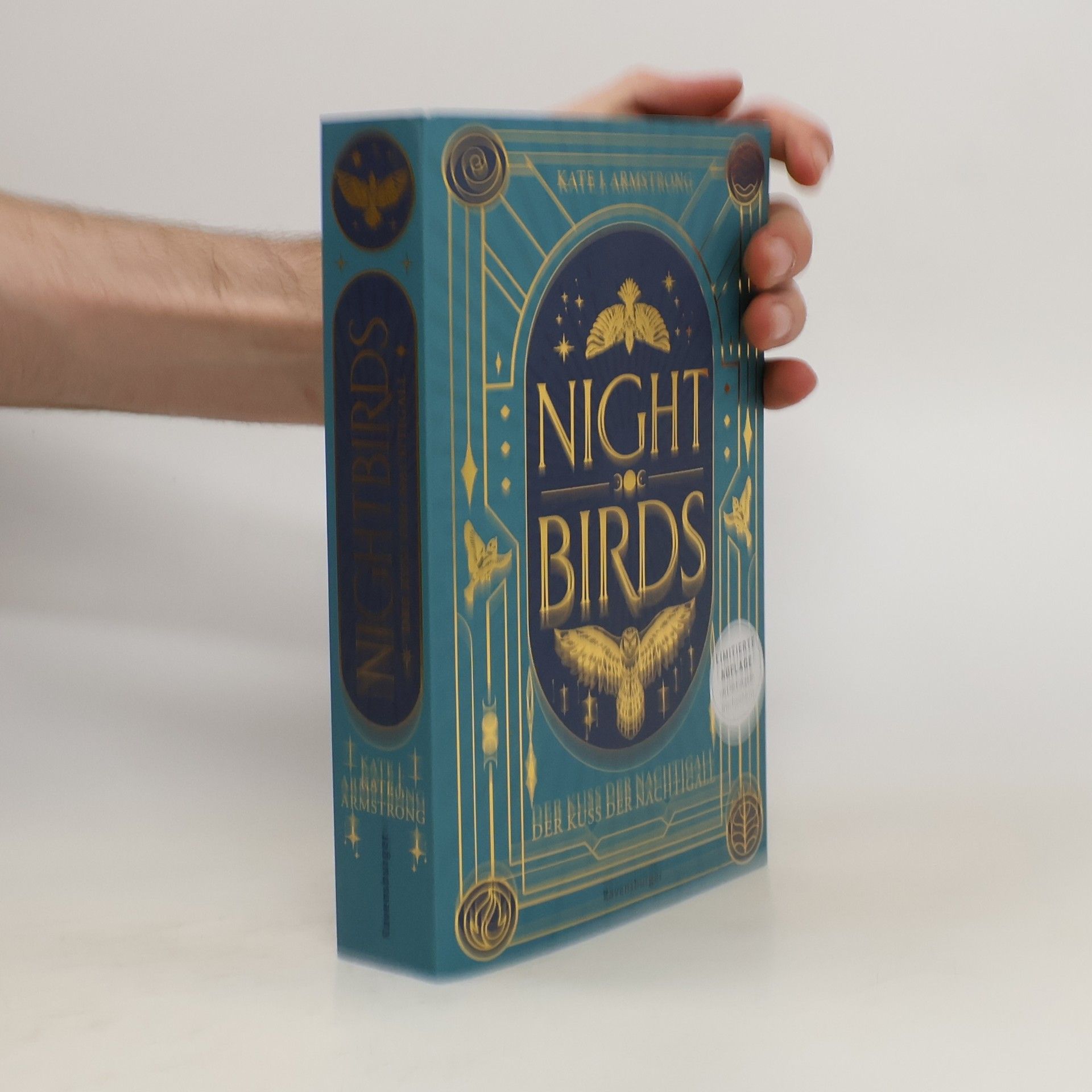 Kate J. Armstrong Nightbirds, Band 1: Der Kuss der Nachtigall (Epische Romantasy Limitierte Auflage mit Farbschnitt)
