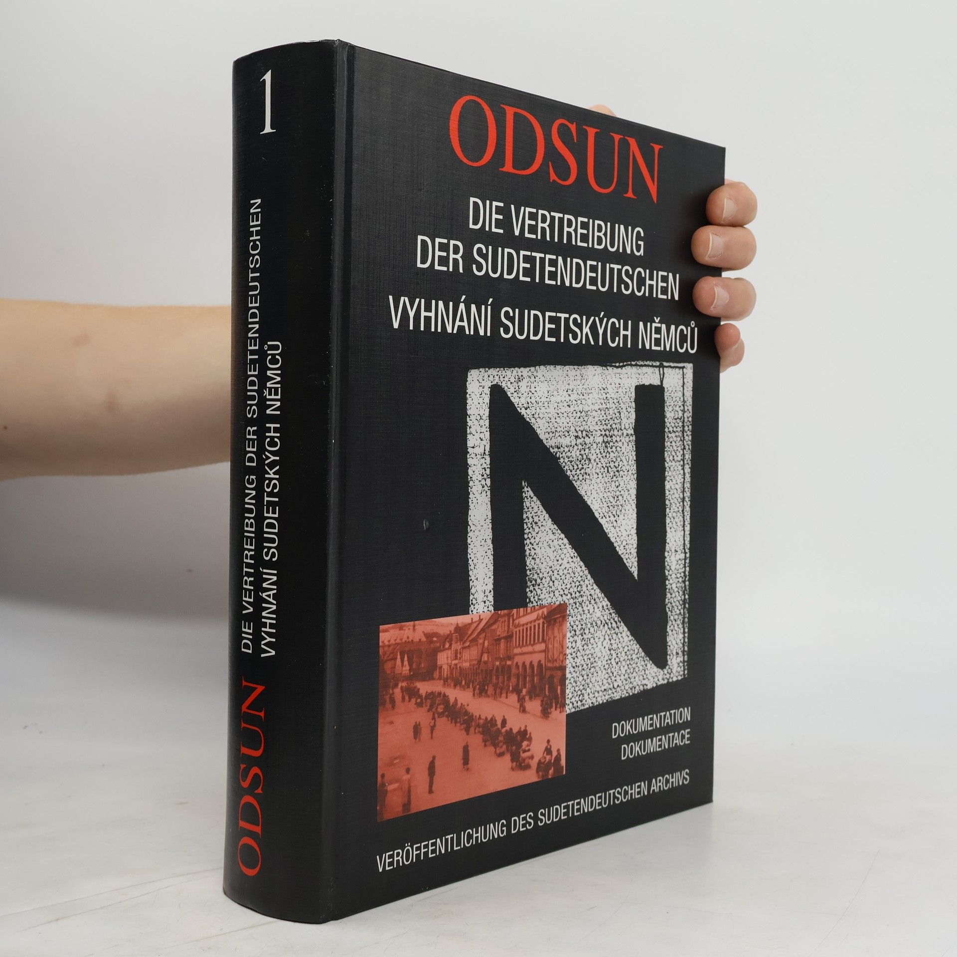 Roland J. Hoffmann Odsun. Vyhnání sudetských němců