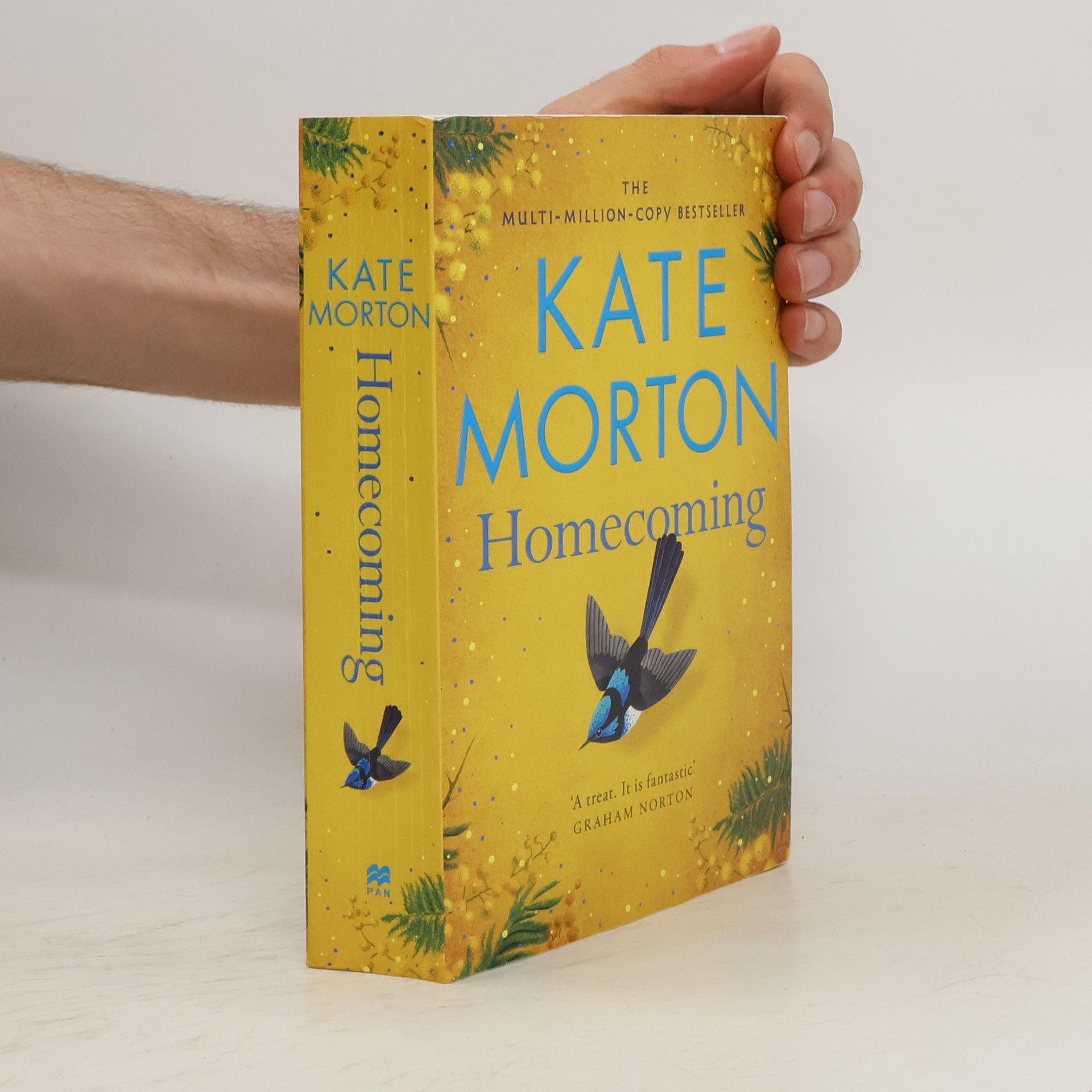Kate Morton Homecoming: A Sweeping, Intergenerational Epic from the Multi-Million Copy Bestselling Author