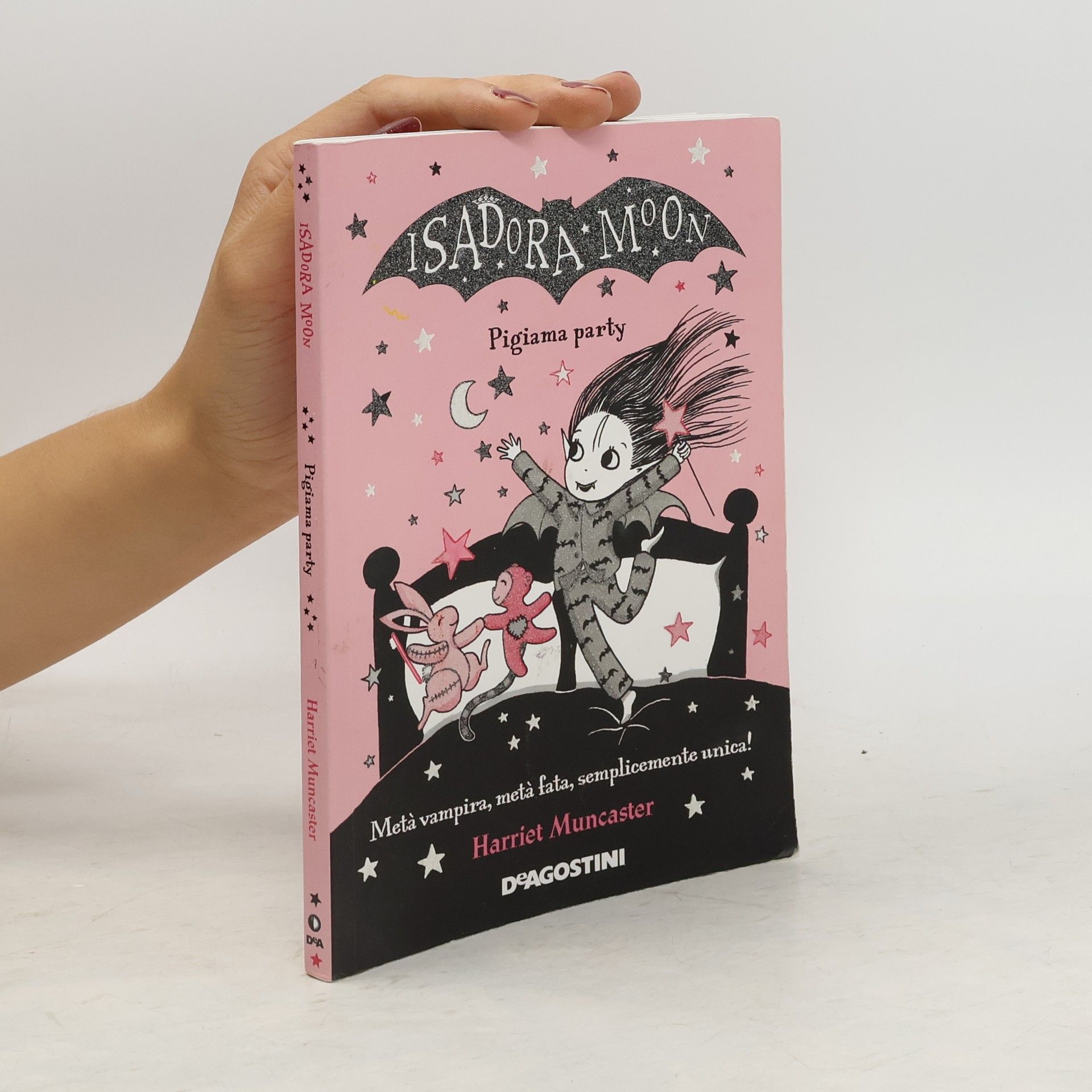 Harriet Muncaster Pigiama party. Isadora Moon
