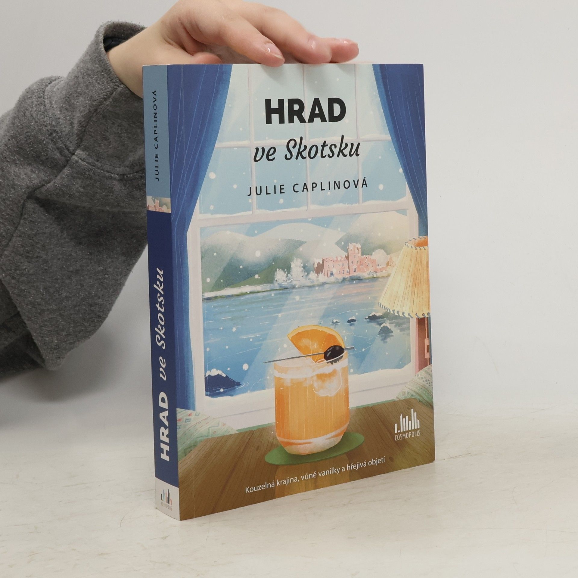Julie Caplin Hrad ve Skotsku