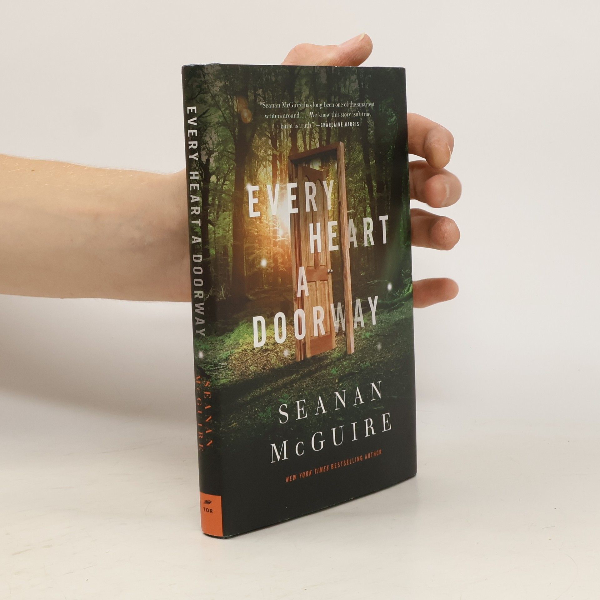 Seanan McGuire Every Heart a Doorway