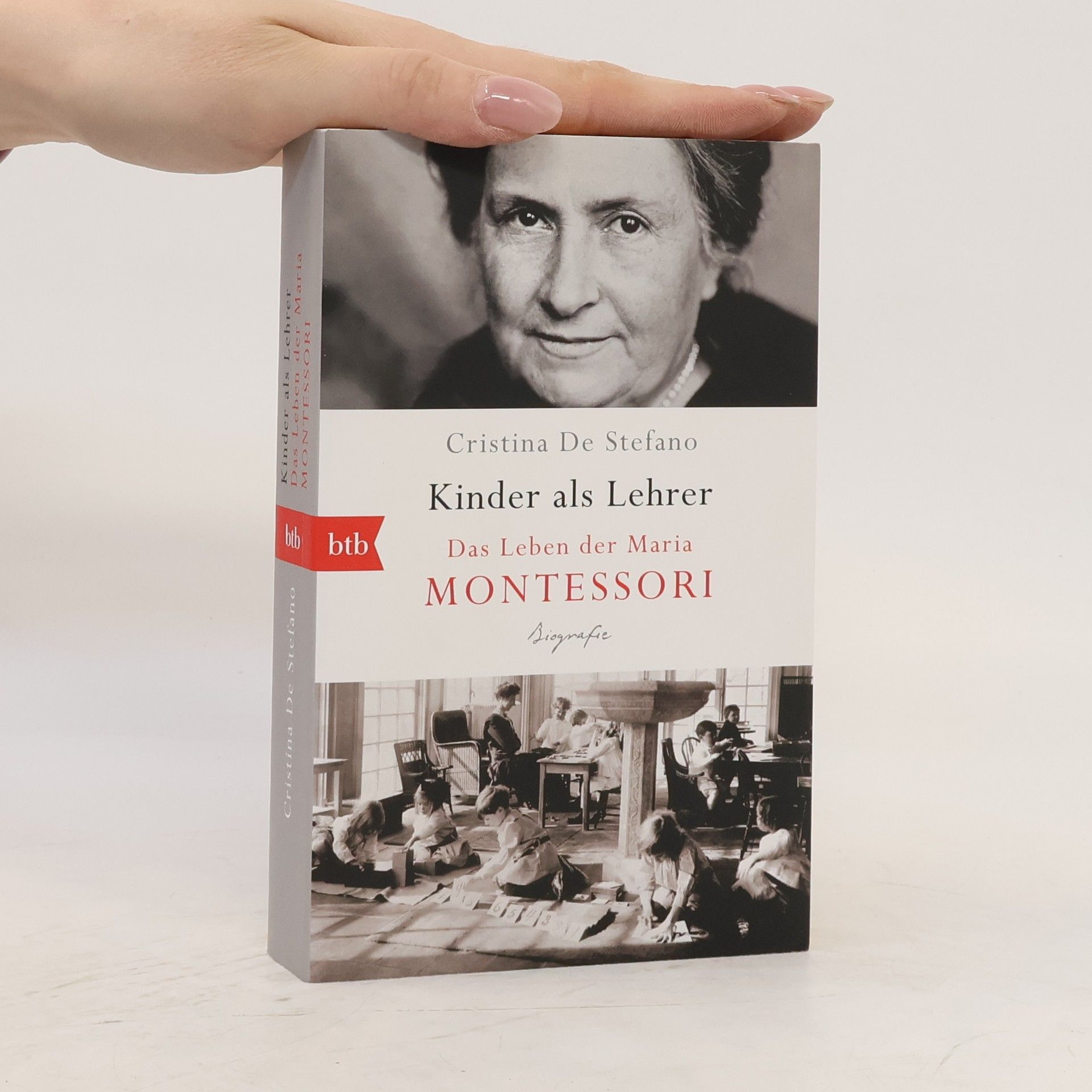 Cristina De Stefano Kinder als Lehrer