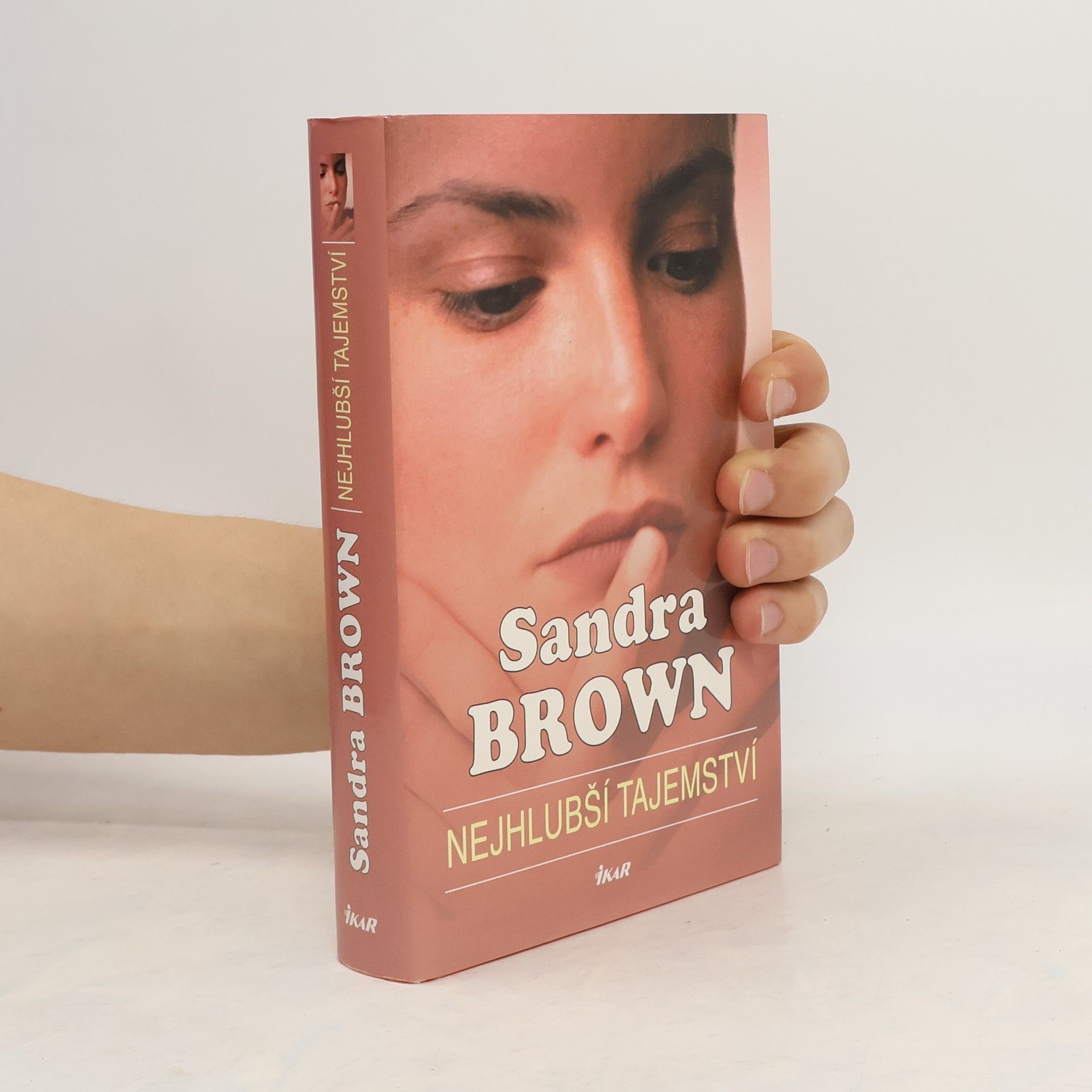Sandra Brown Nejhlubší tajemství
