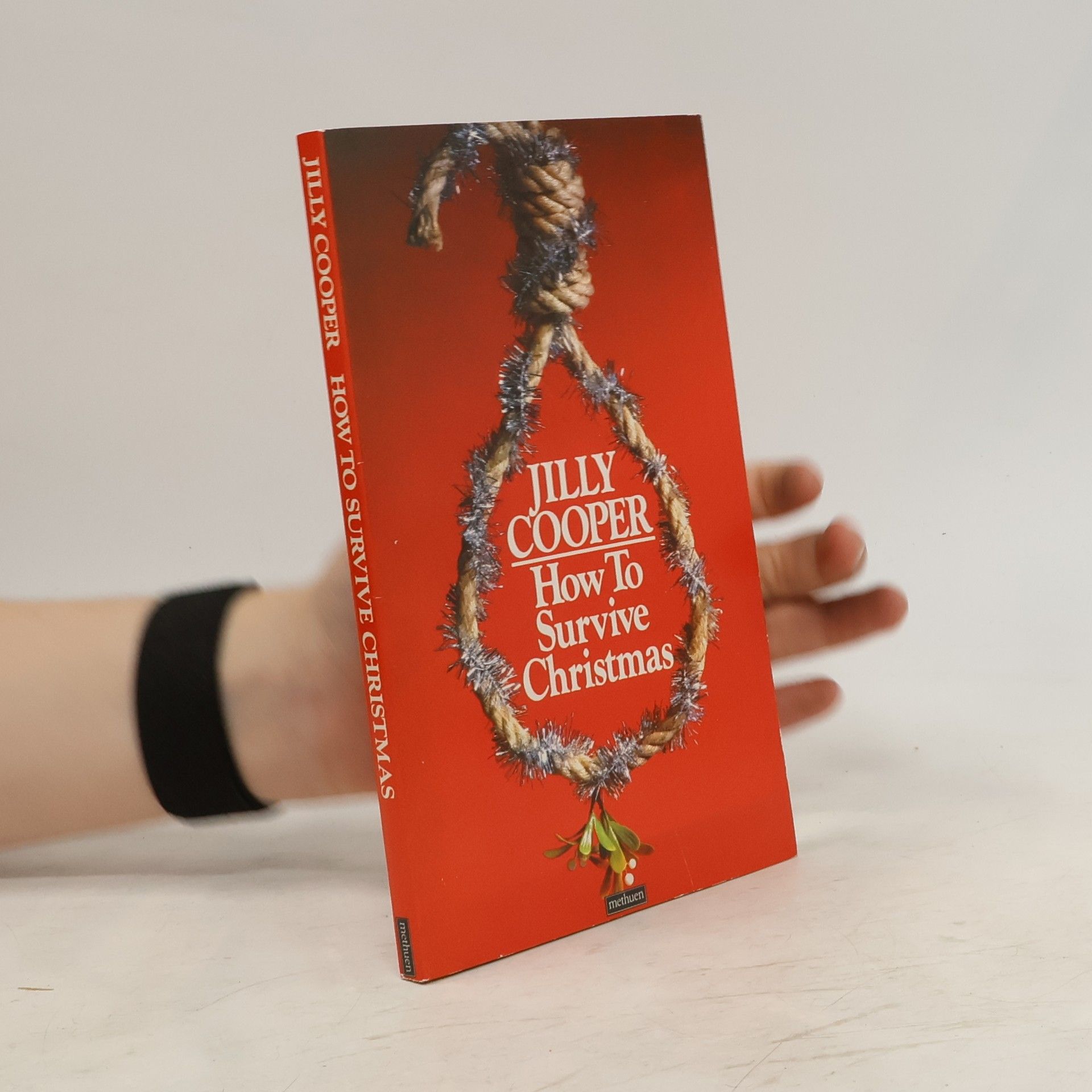 Jilly Cooper How to Survive Christmas