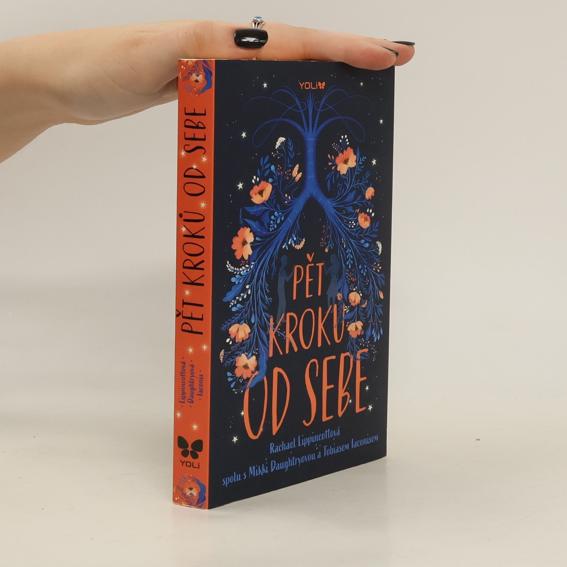 Rachael Lippincott Pět kroků od sebe