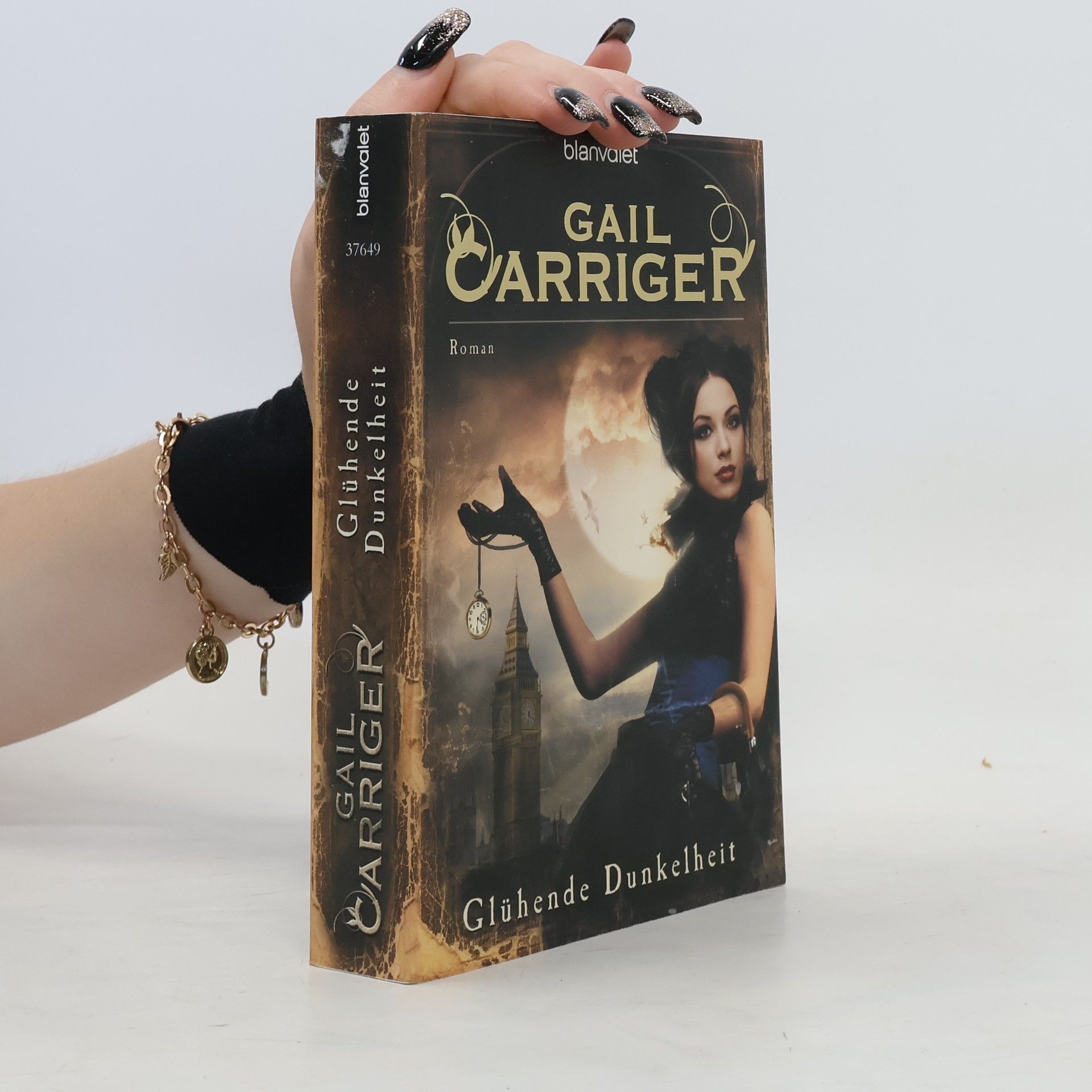 Gail Carriger Glühende Dunkelheit