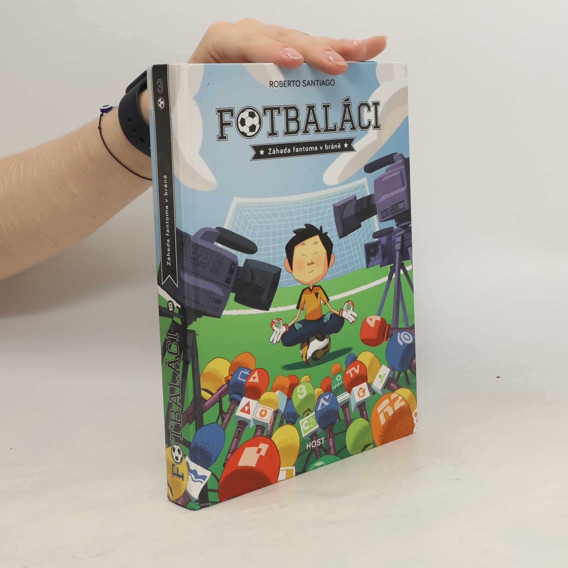 Roberto Santiago Fotbaláci. Záhada fantoma v bráně
