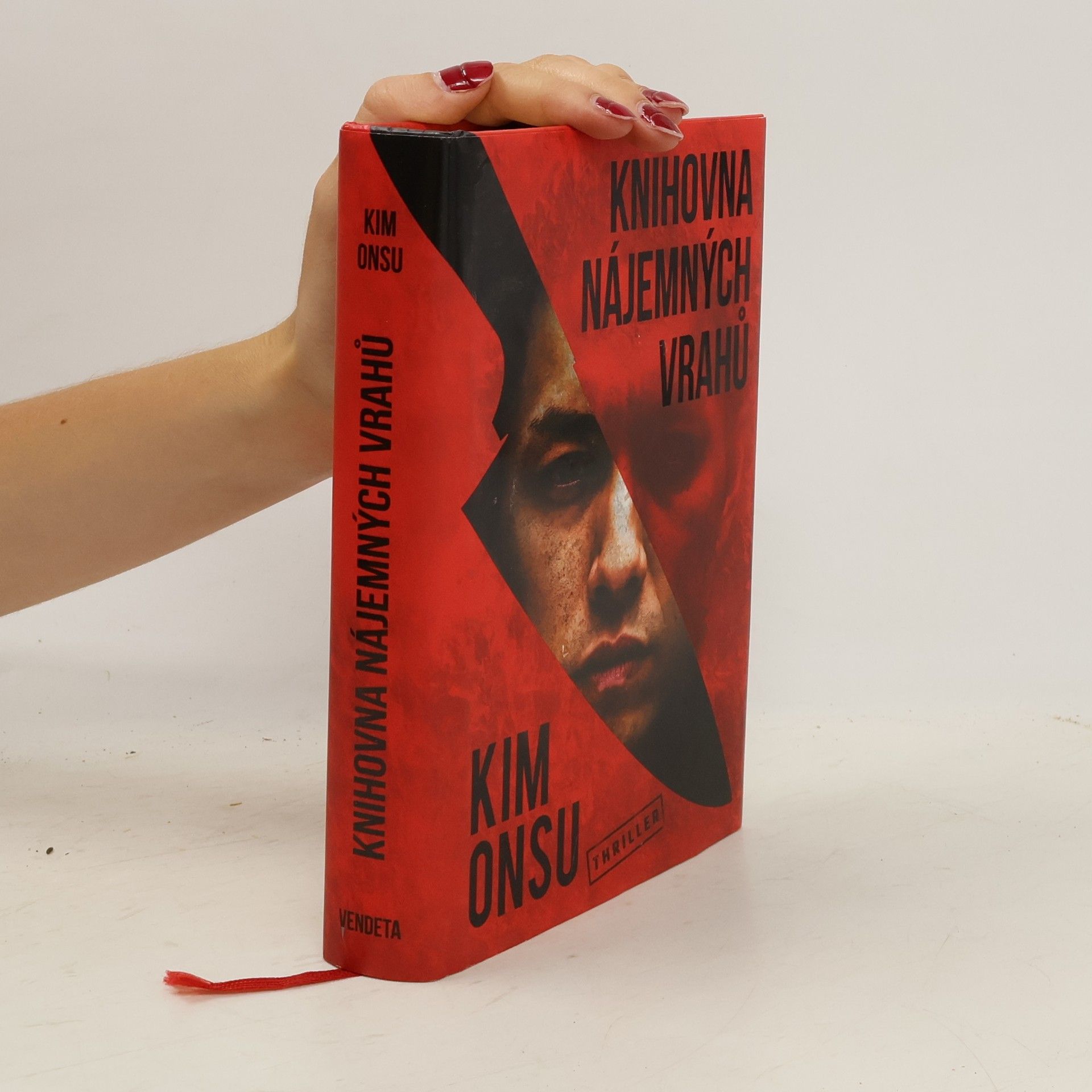 Ŏnsu Kim Knihovna nájemných vrahů