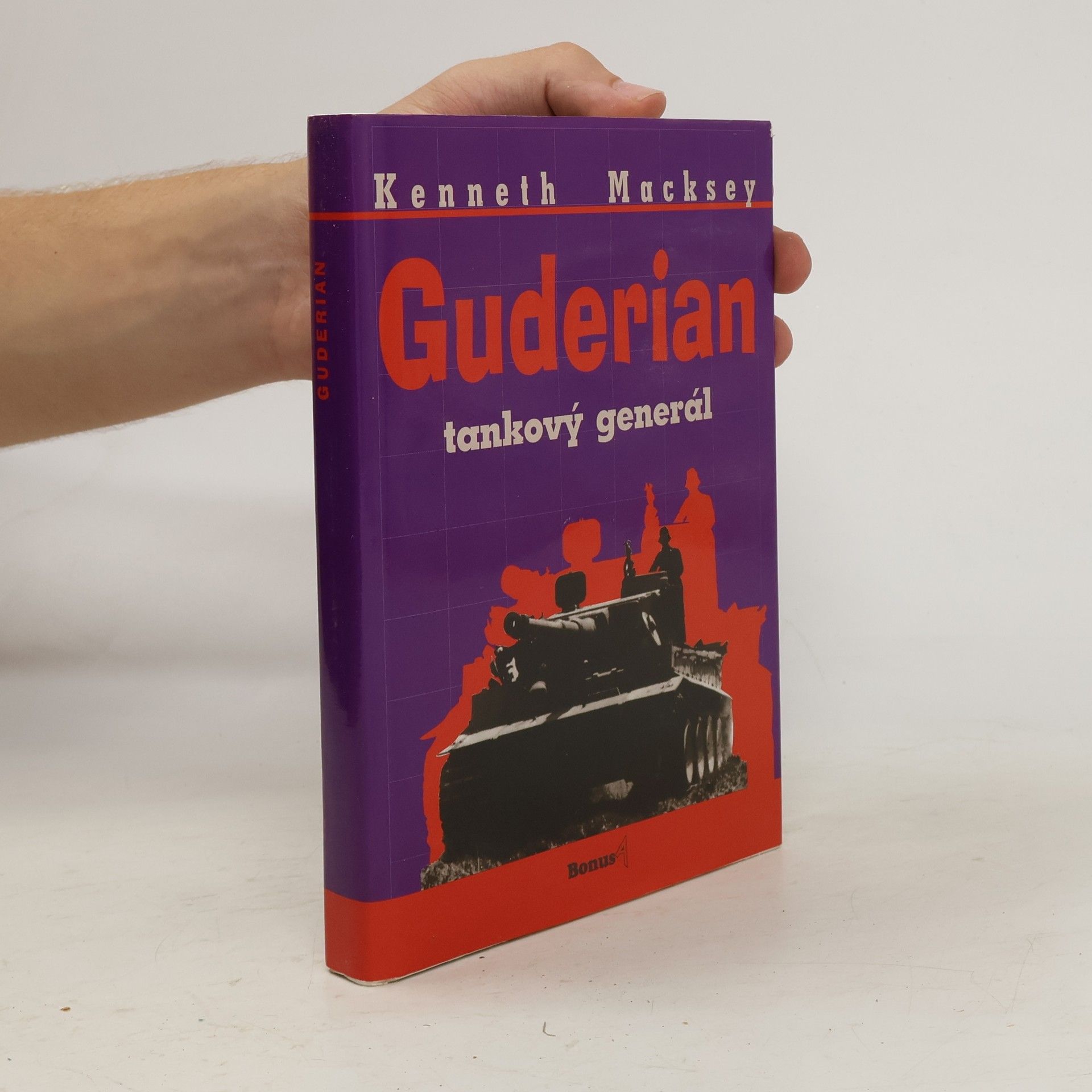 Kenneth Macksey Guderian. Tankový generál