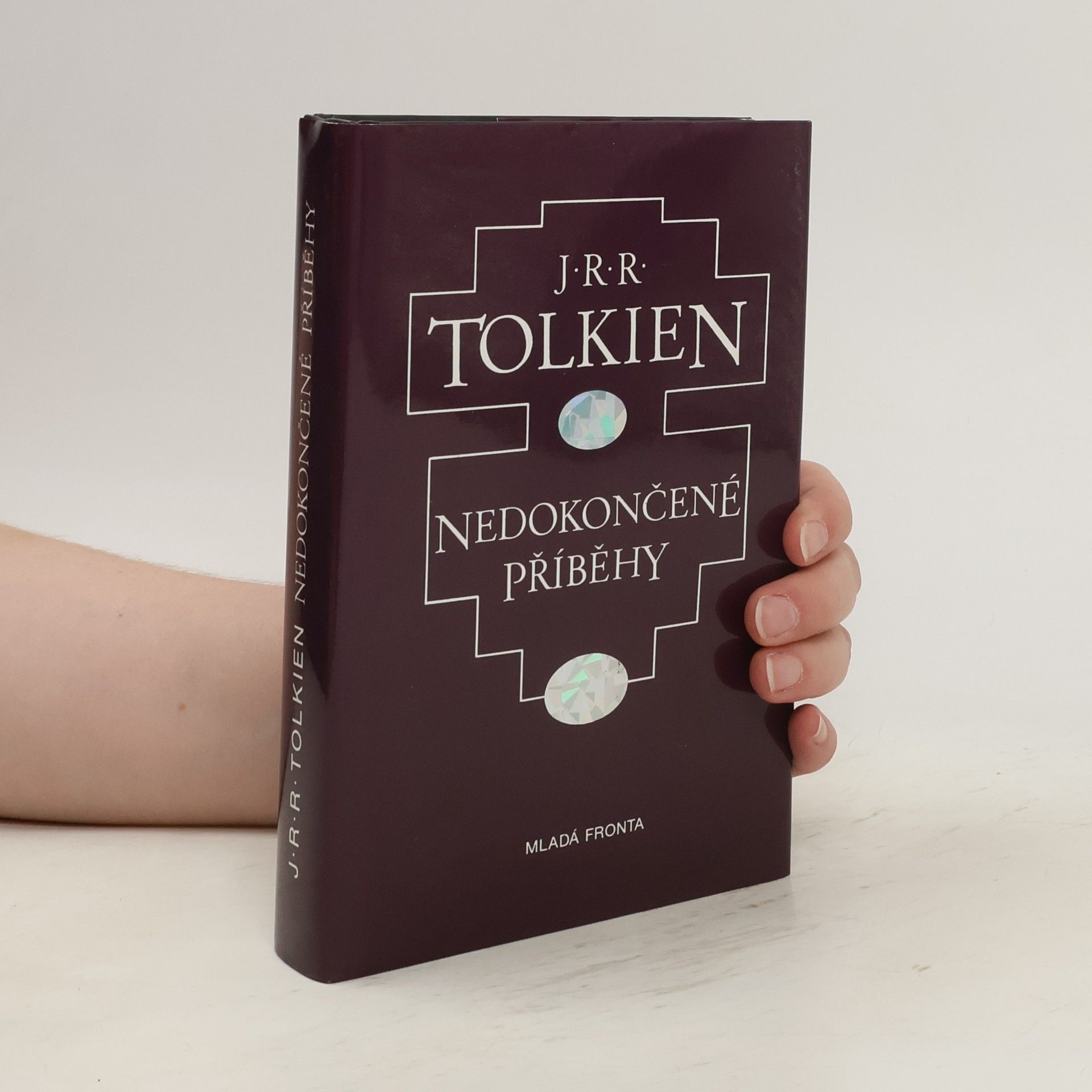 J. R. R. Tolkien Nedokončené příběhy Númenoru a Středozemě