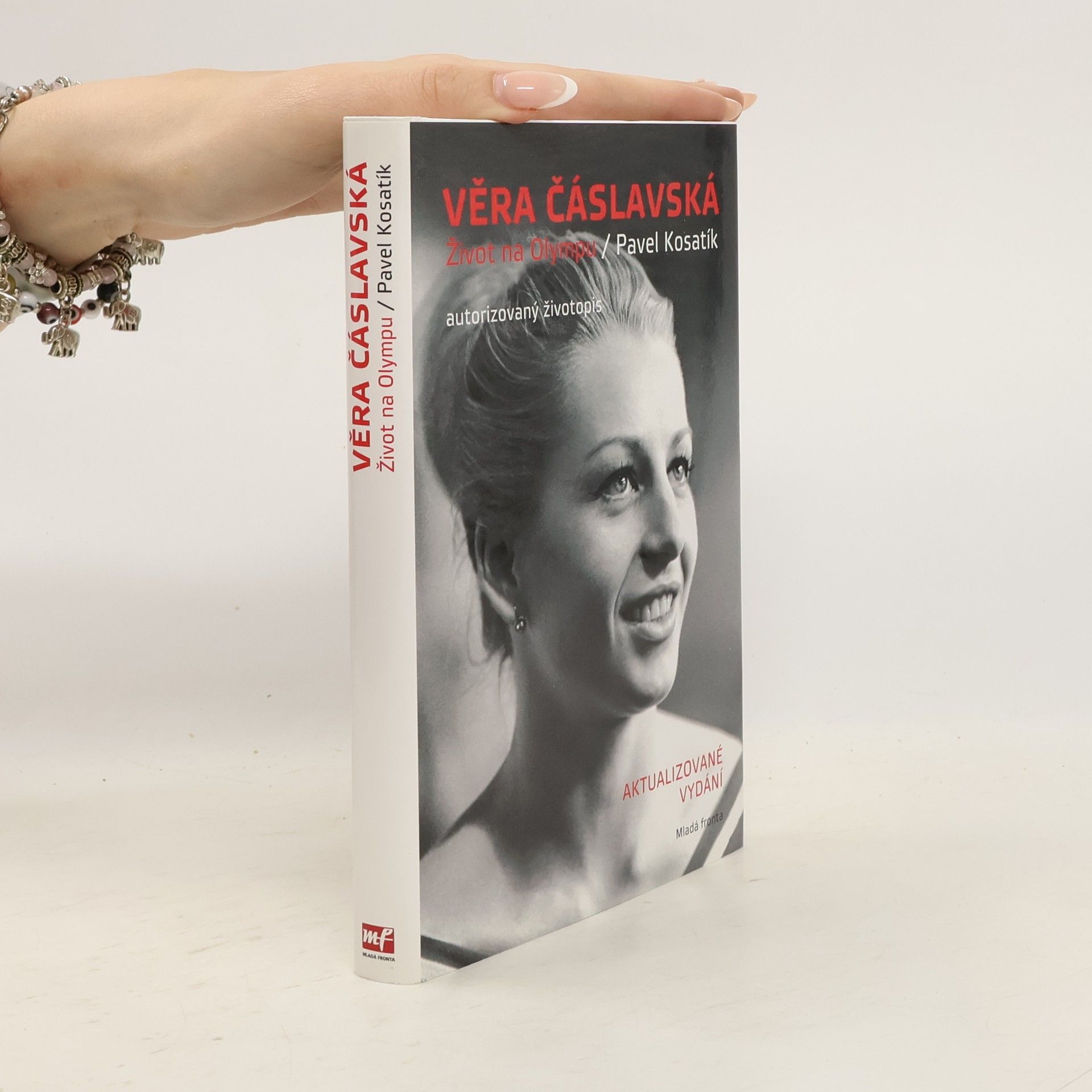 Pavel Kosatík Věra Čáslavská. Život na Olympu