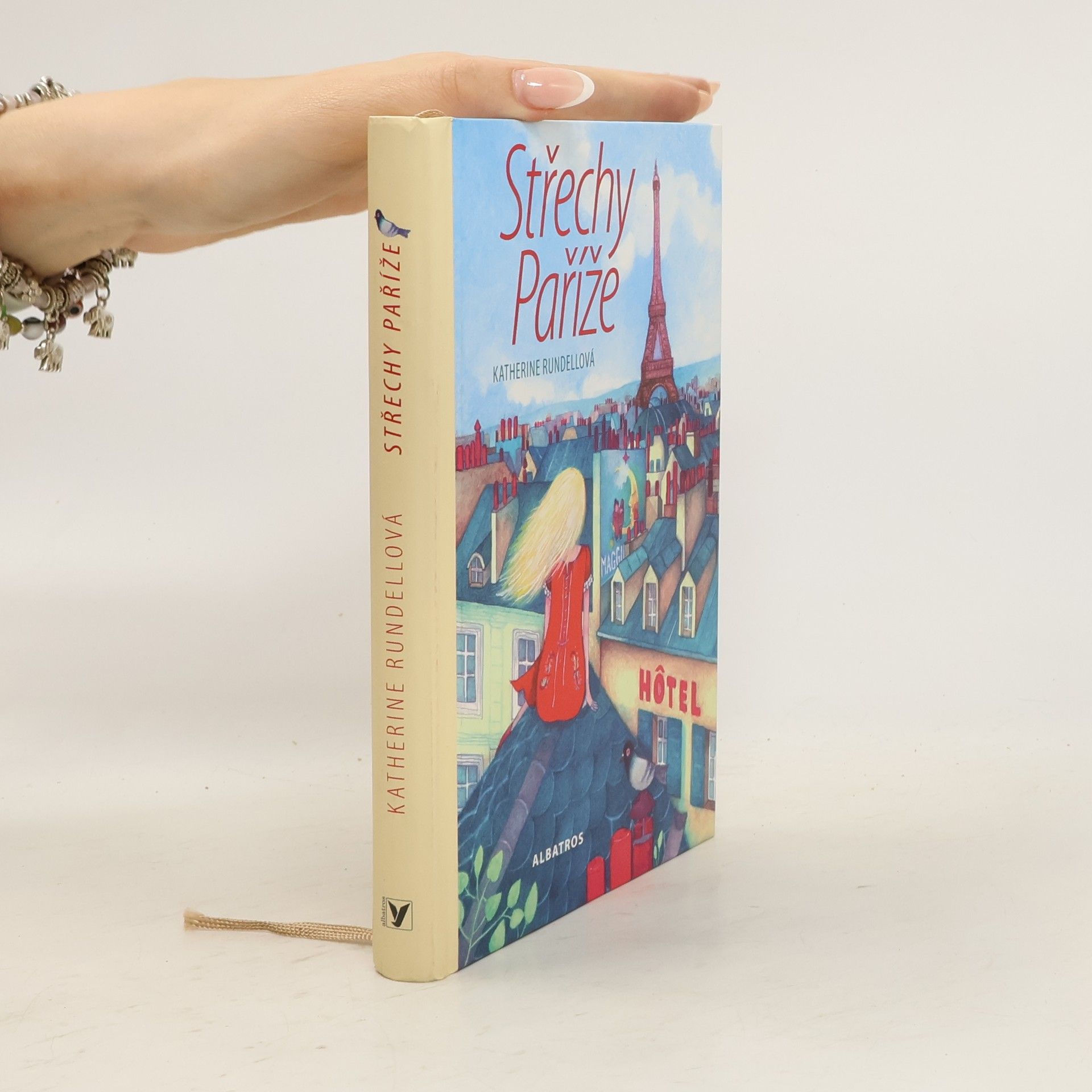 Katherine Rundell Střechy Paříže