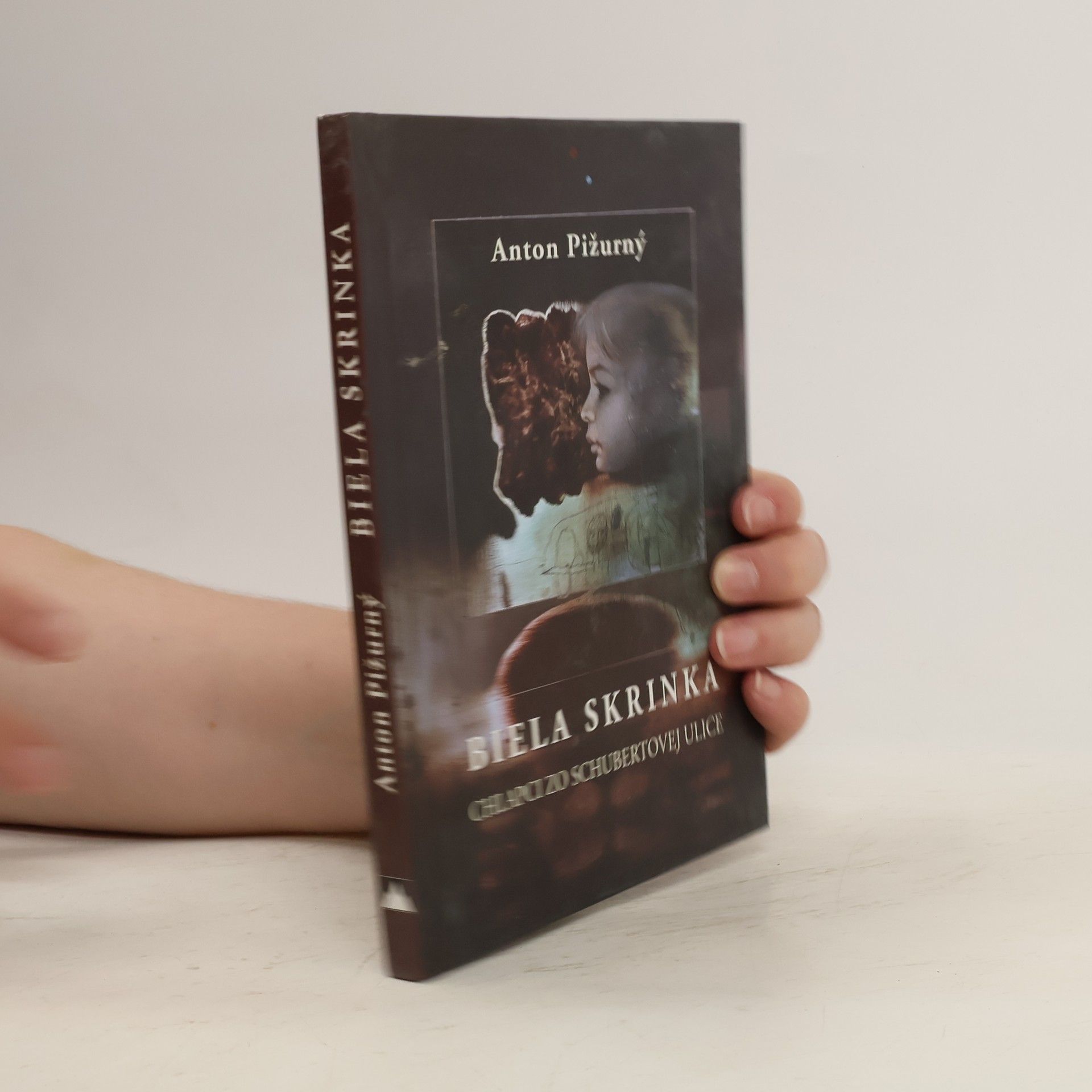 Anton Andrej Pižurný Biela skrinka: Chlapci zo Schubertovej ulice