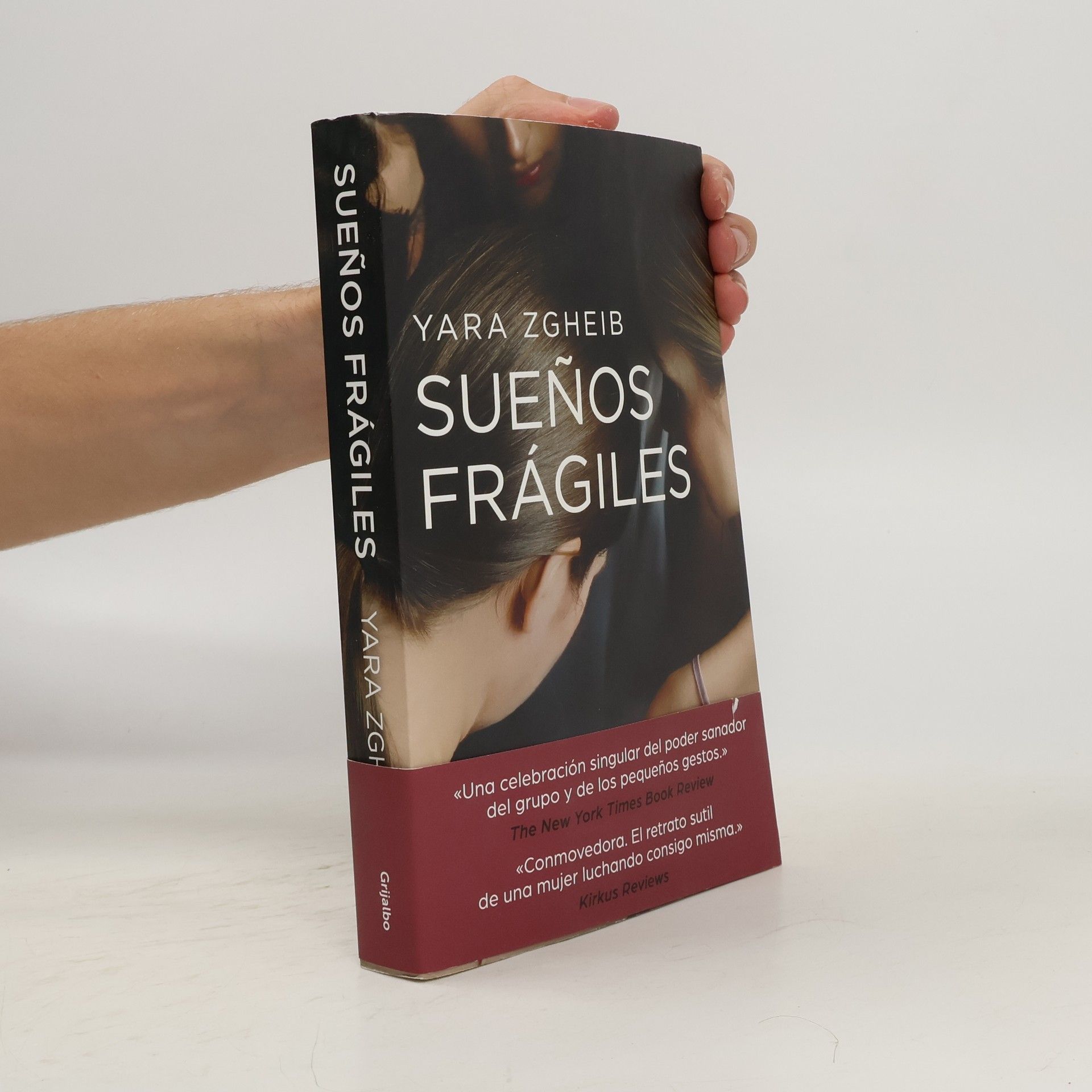 Yara Zgheib Sueños Frágiles