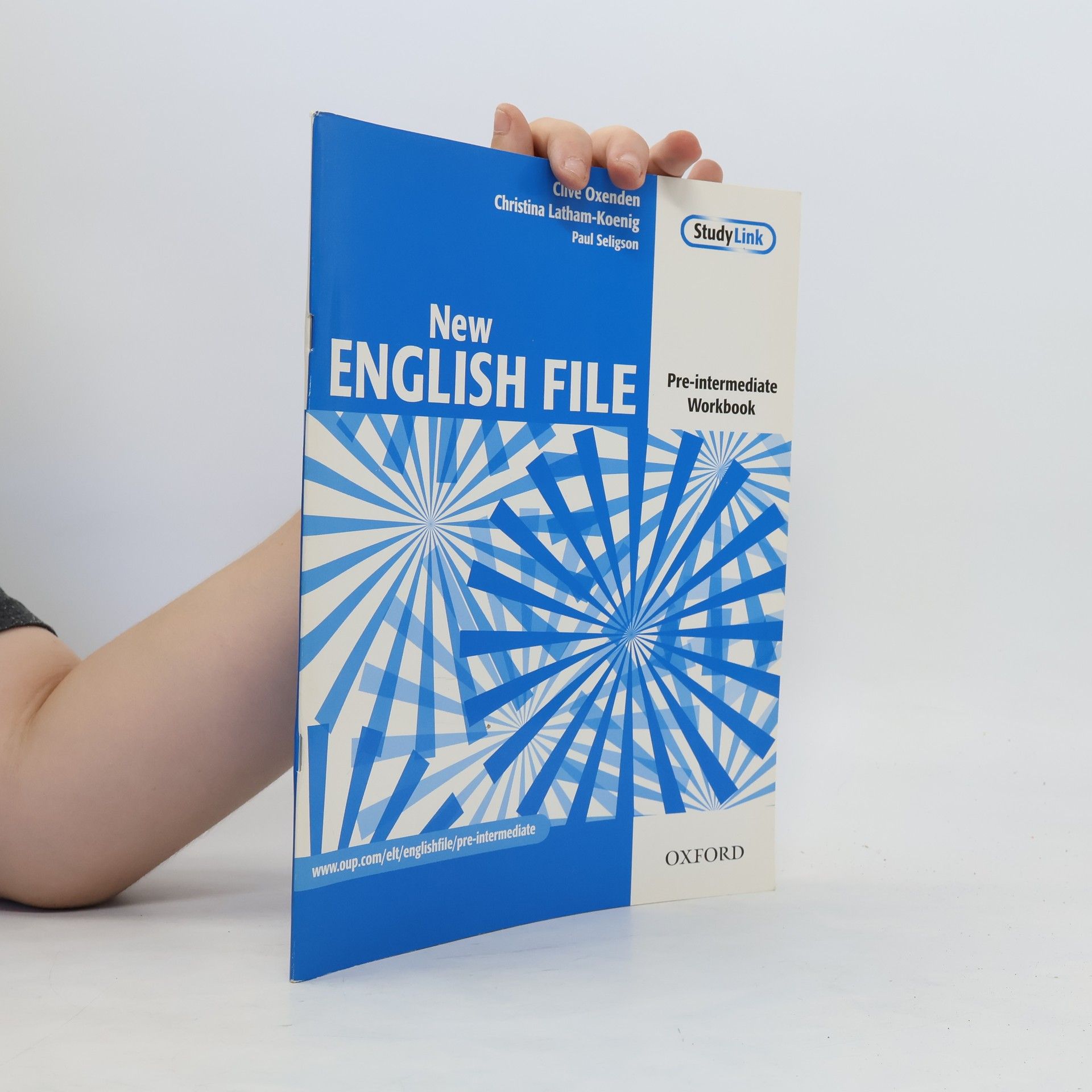 kolektiv New English File. Pre-intermediate Workbook