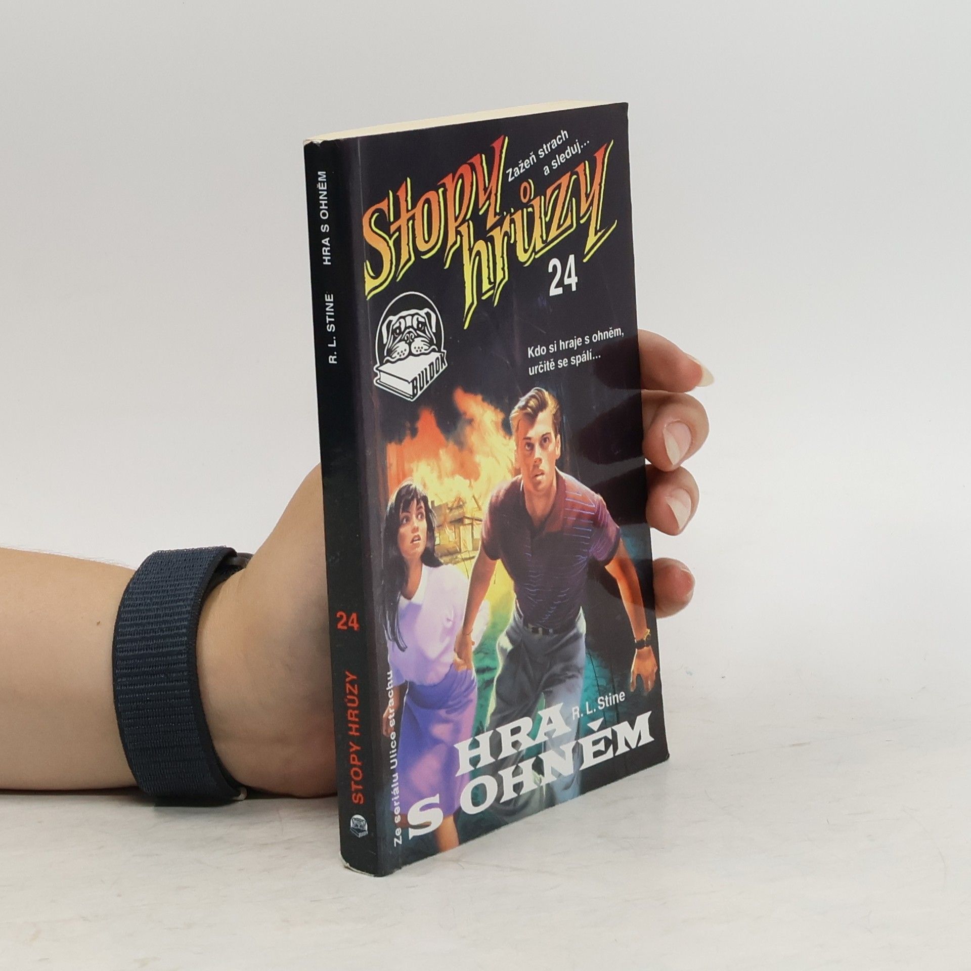 R. L. Stine Stopy hrůzy 24. Hra s ohněm