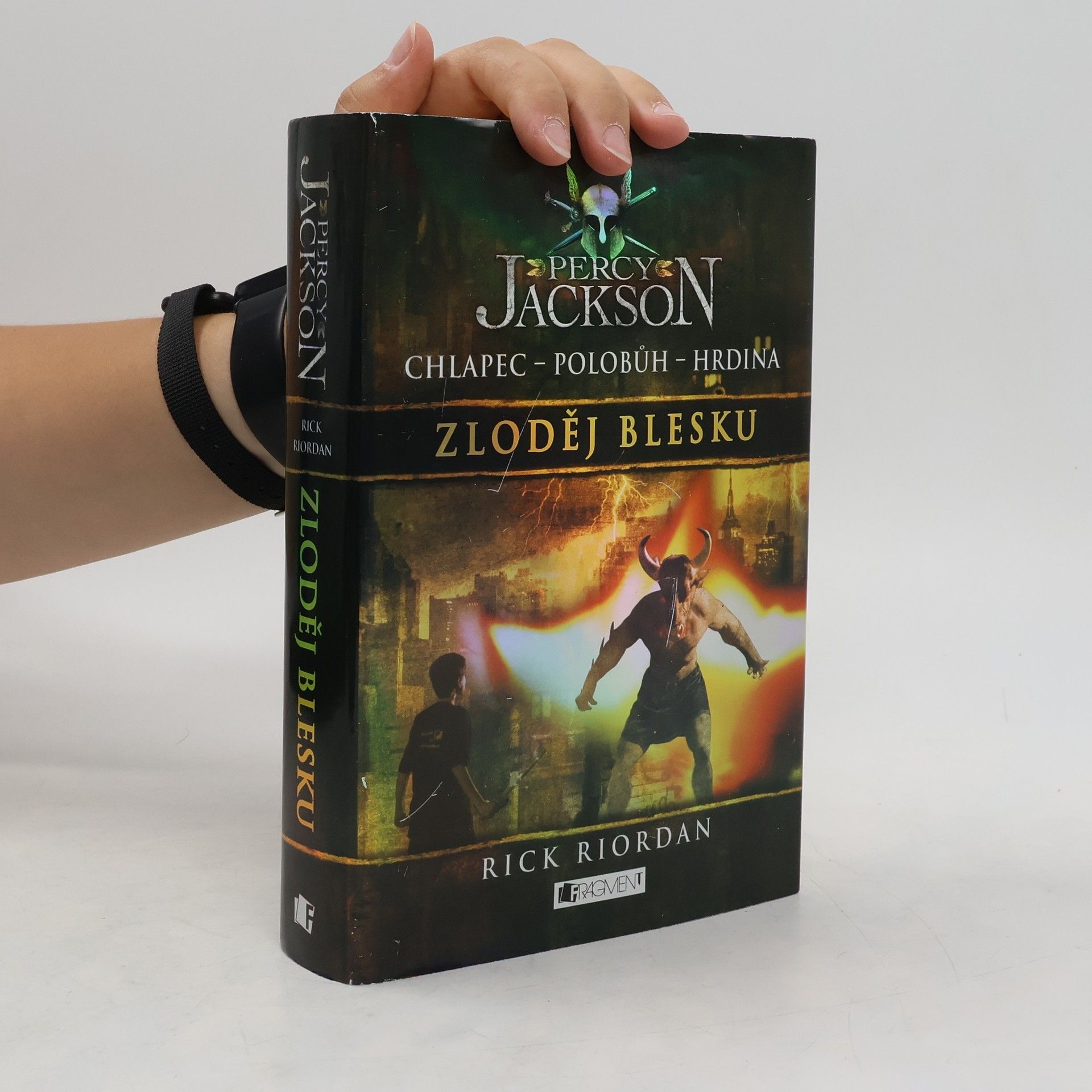 Rick Riordan Percy Jackson. Zloděj blesku