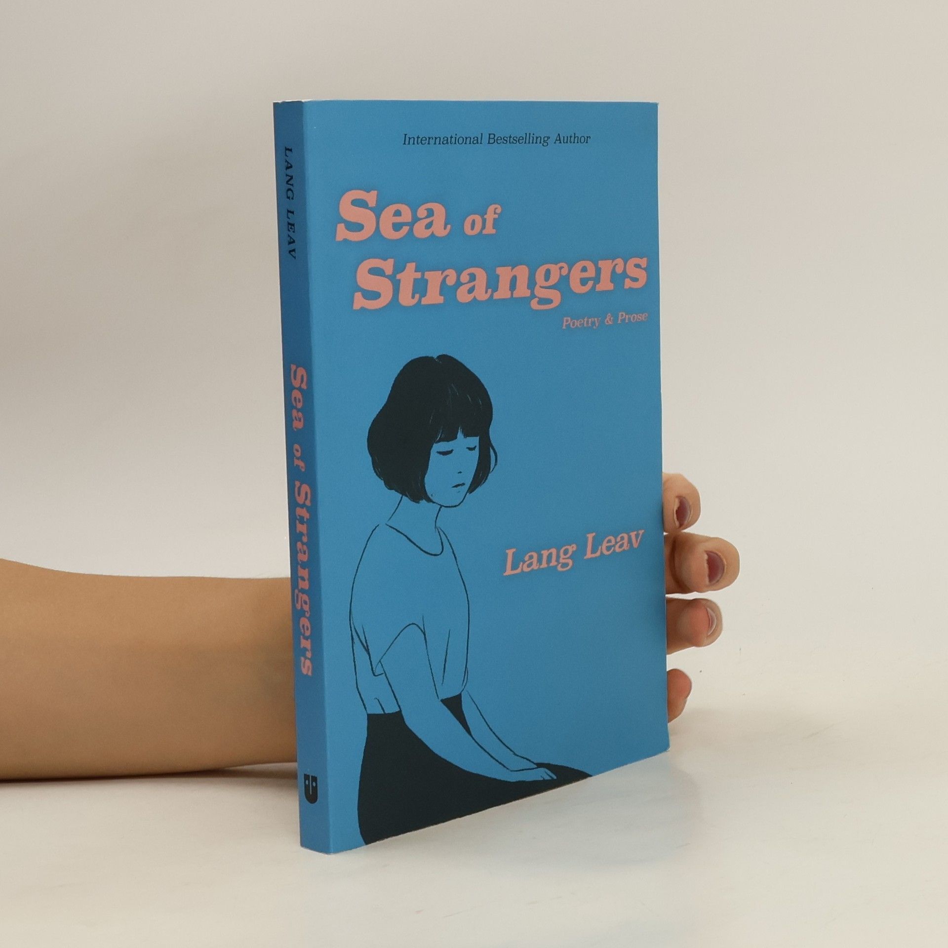 Lang Leav Sea of Strangers
