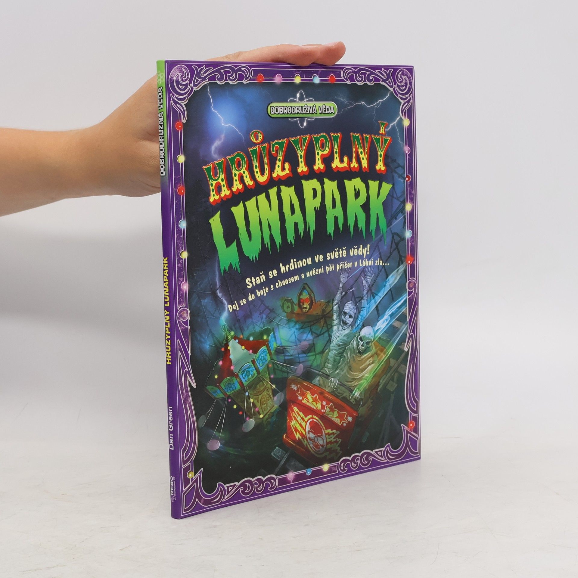 Dan Green Hrůzyplný lunapark