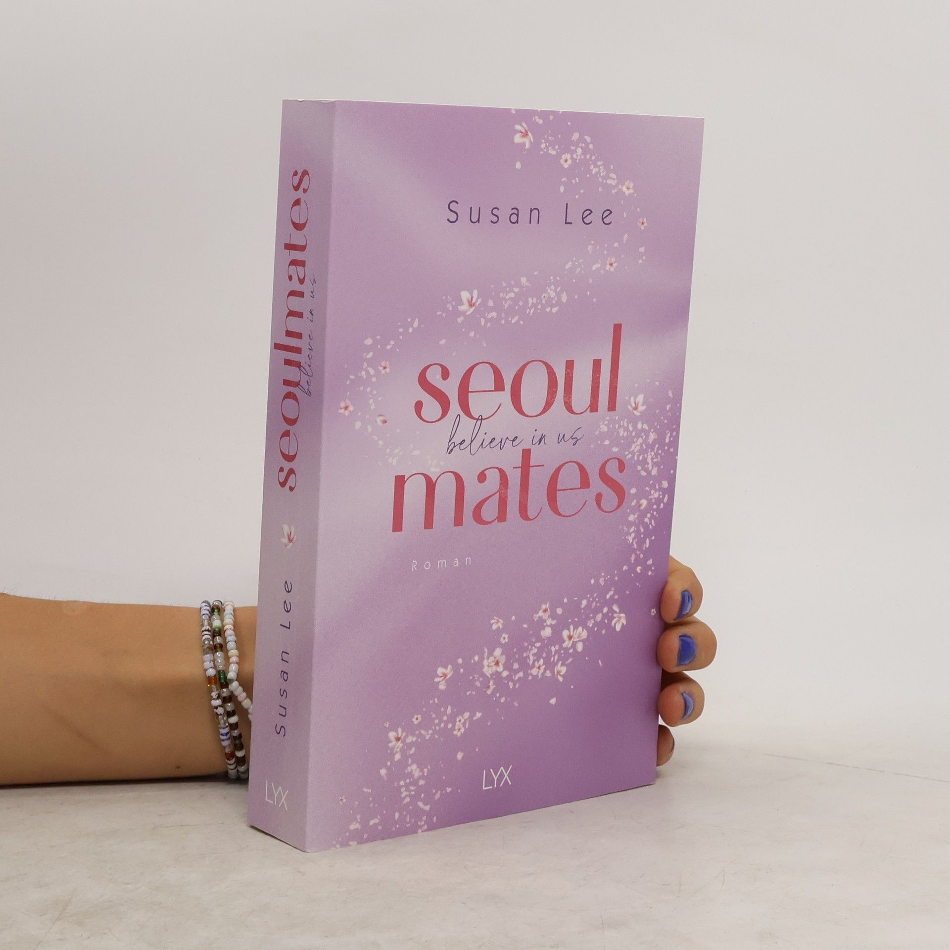 Lee Walsh Seoulmates - Believe in Us