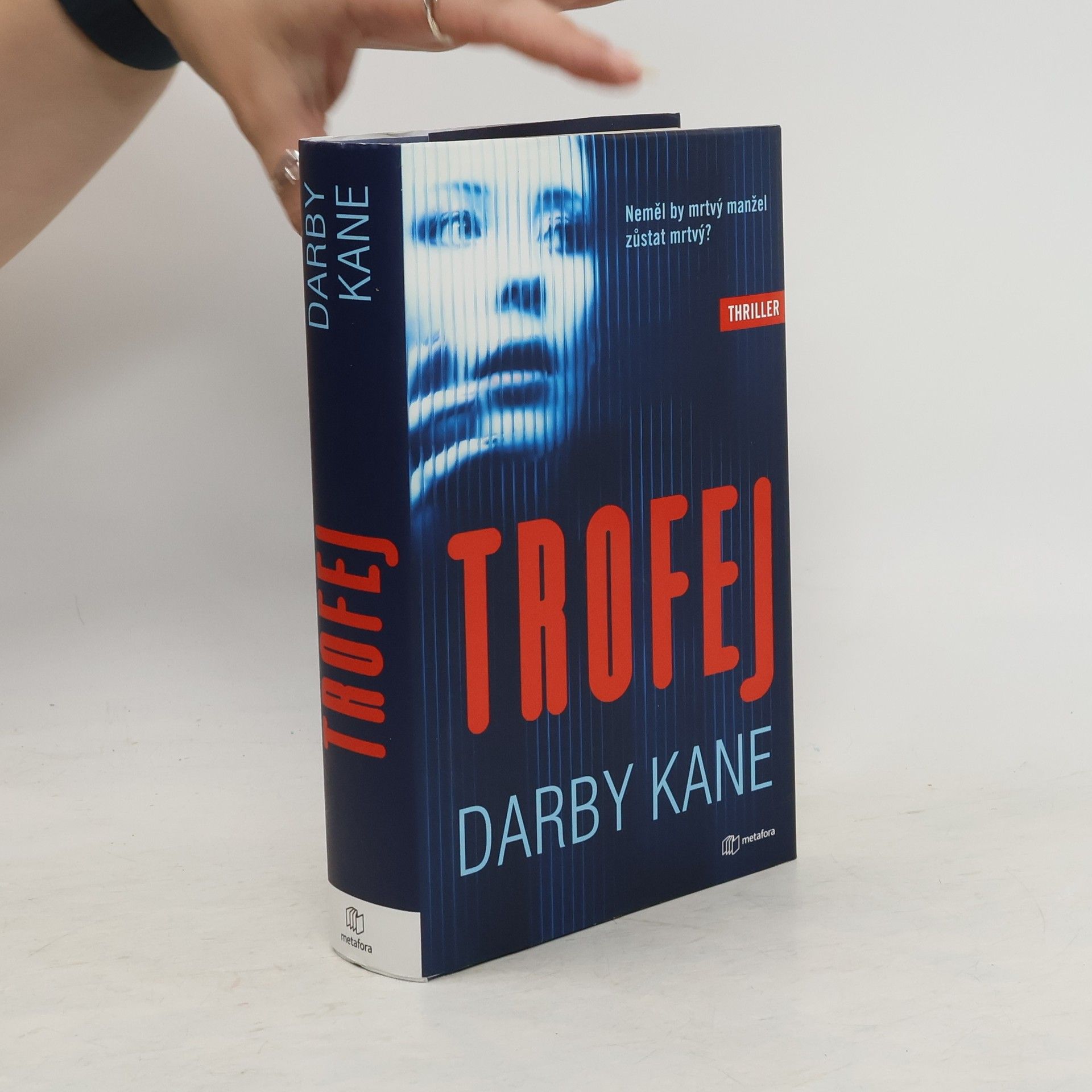 Darby Kane Trofej