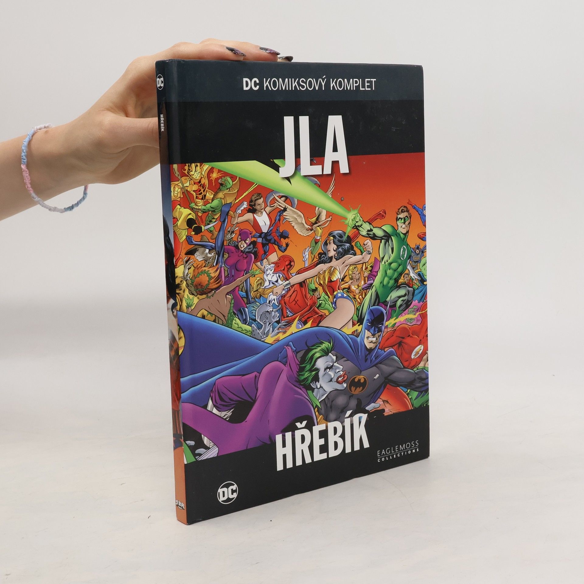 Collectif d'auteurs JLA. Hřebík