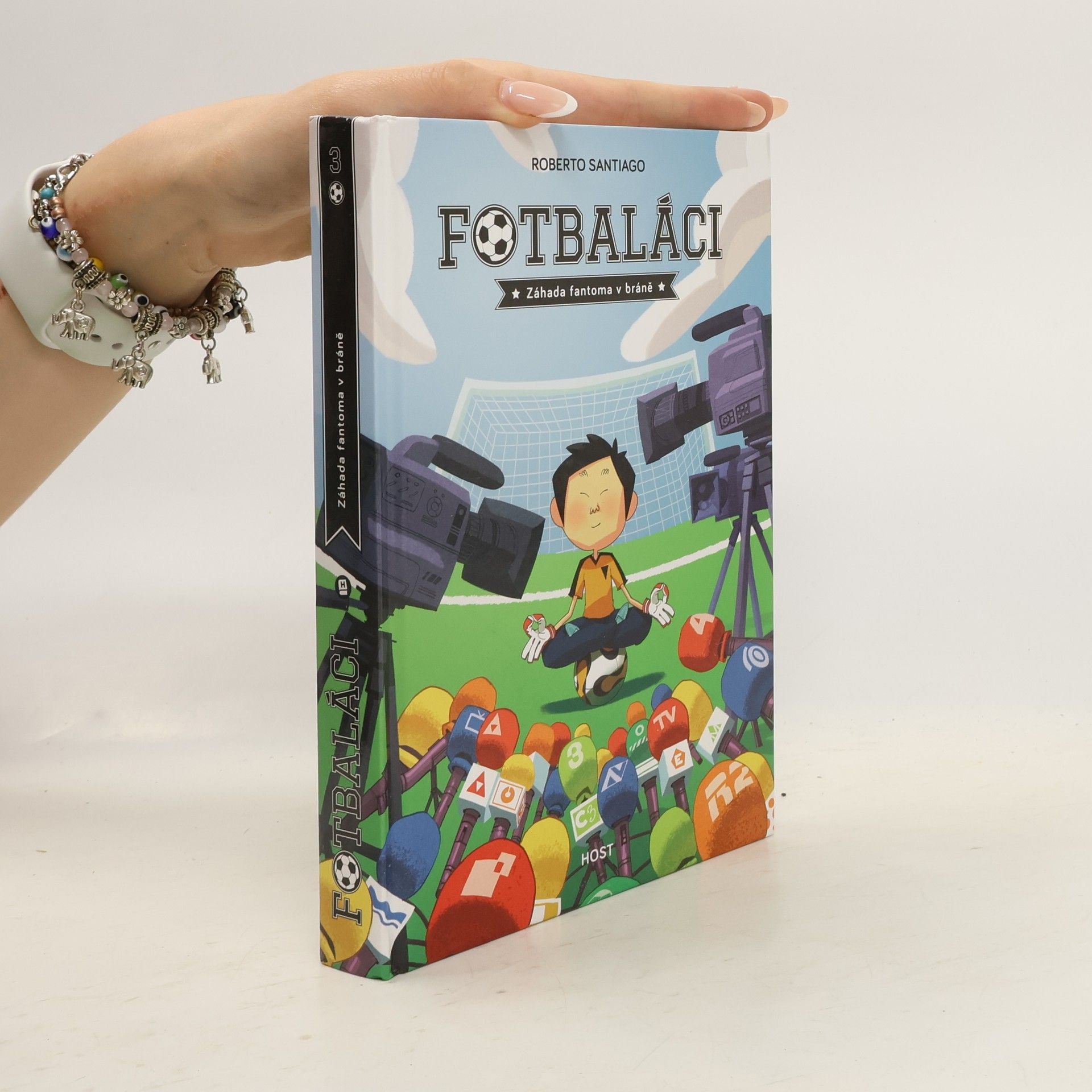 Roberto Santiago Fotbaláci. Záhada fantoma v bráně
