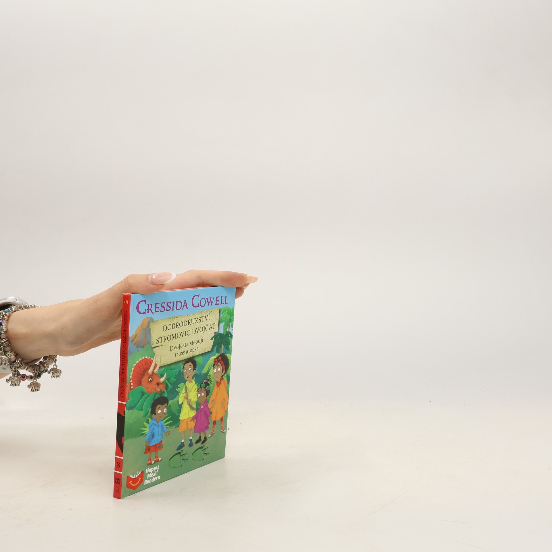 Cressida Cowell Dobrodružství stromovic dvojčat 8