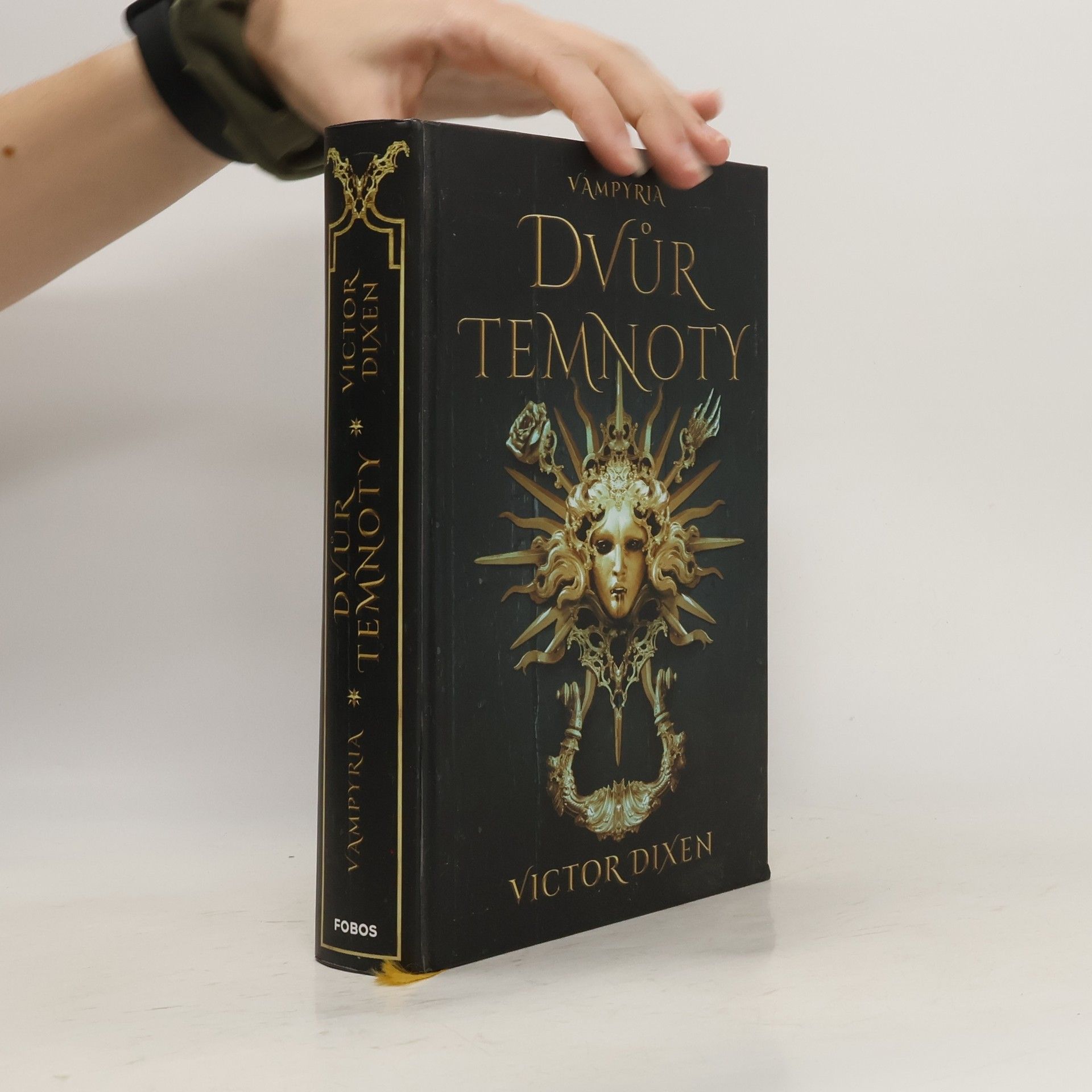 Victor Dixen Vampyria. Dvůr temnoty