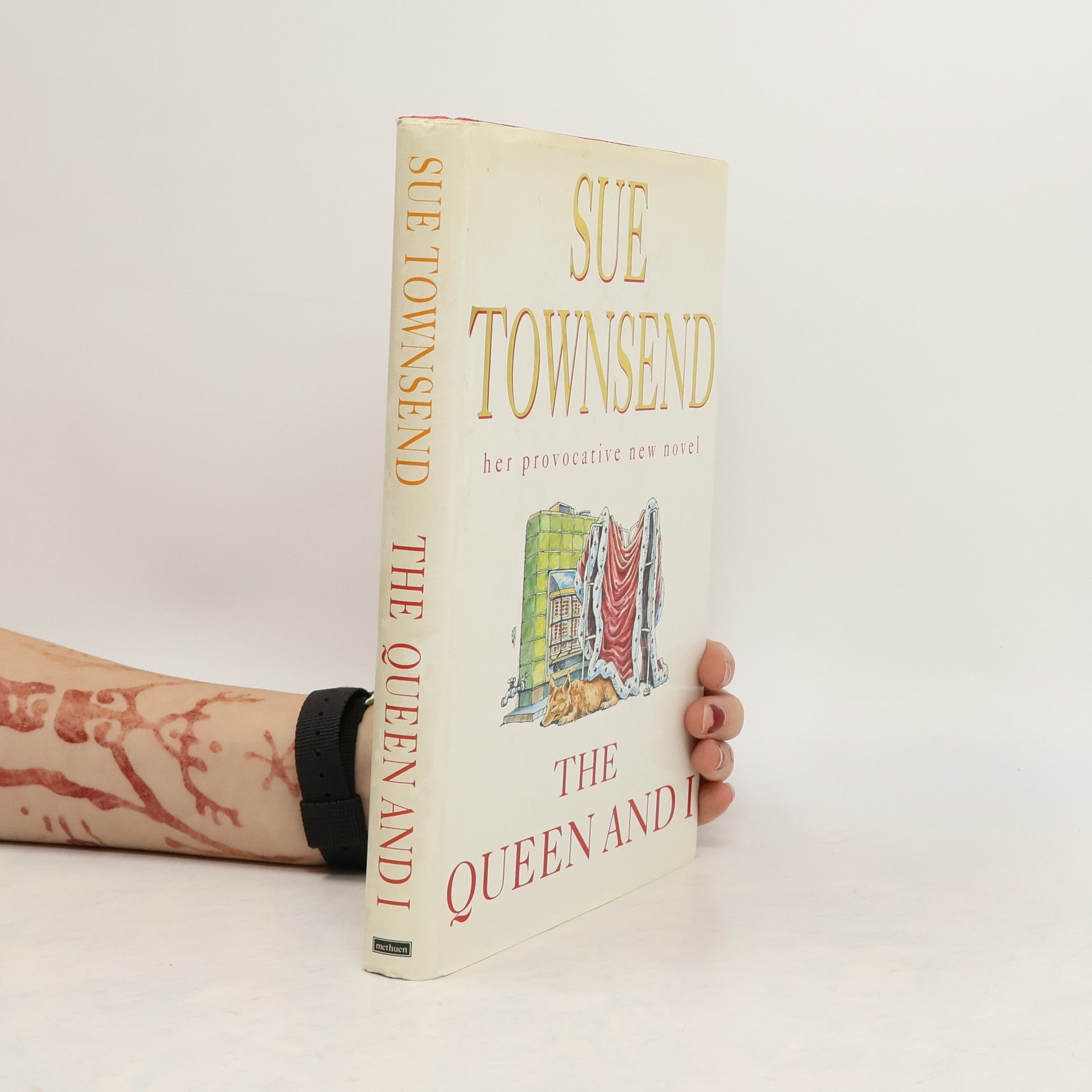 Sue Townsend The queen and I